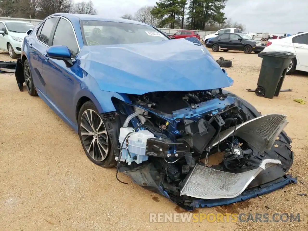 1 Photograph of a damaged car 4T1G11AK8LU322797 TOYOTA CAMRY 2020