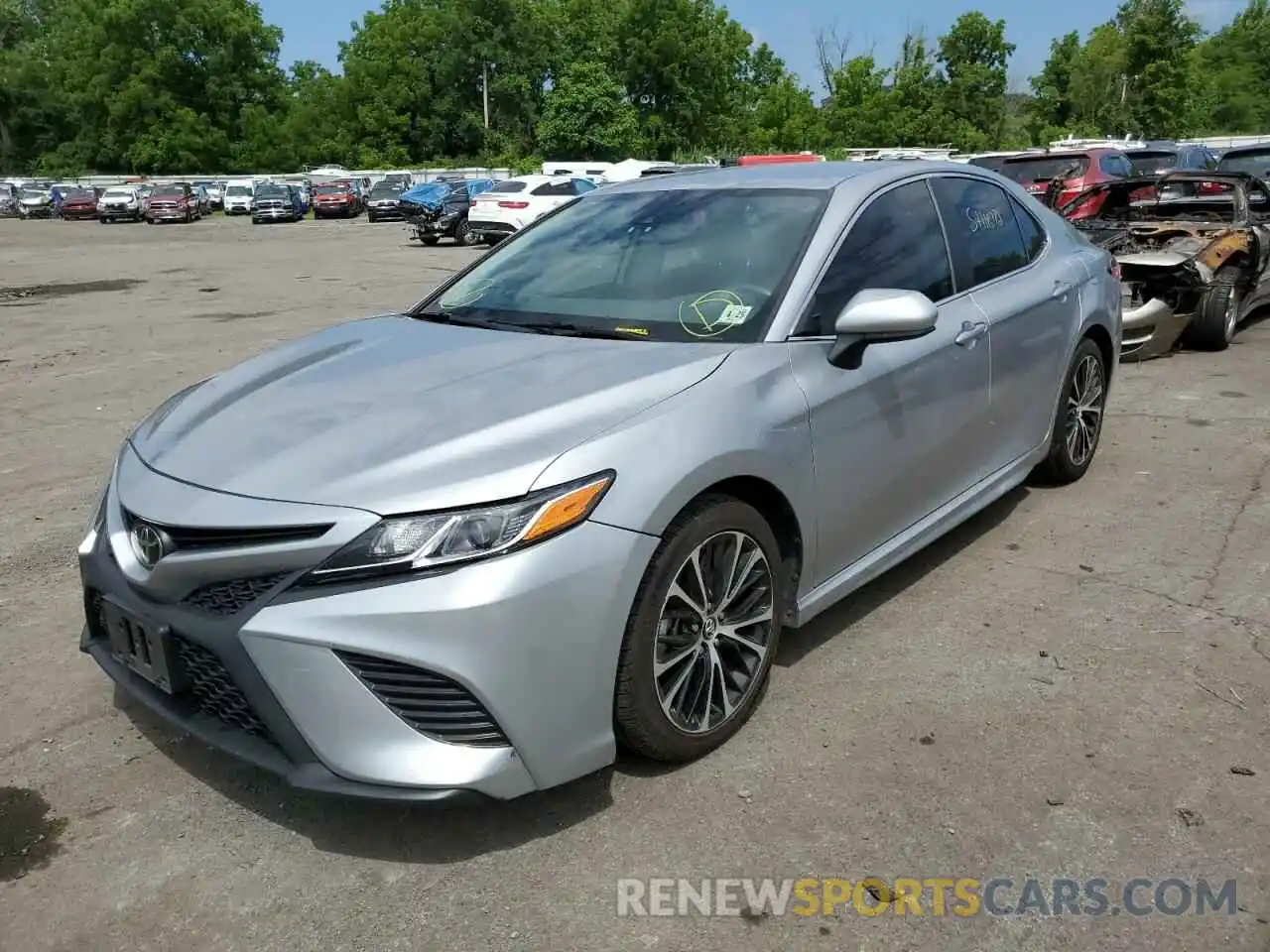 2 Photograph of a damaged car 4T1G11AK8LU326185 TOYOTA CAMRY 2020