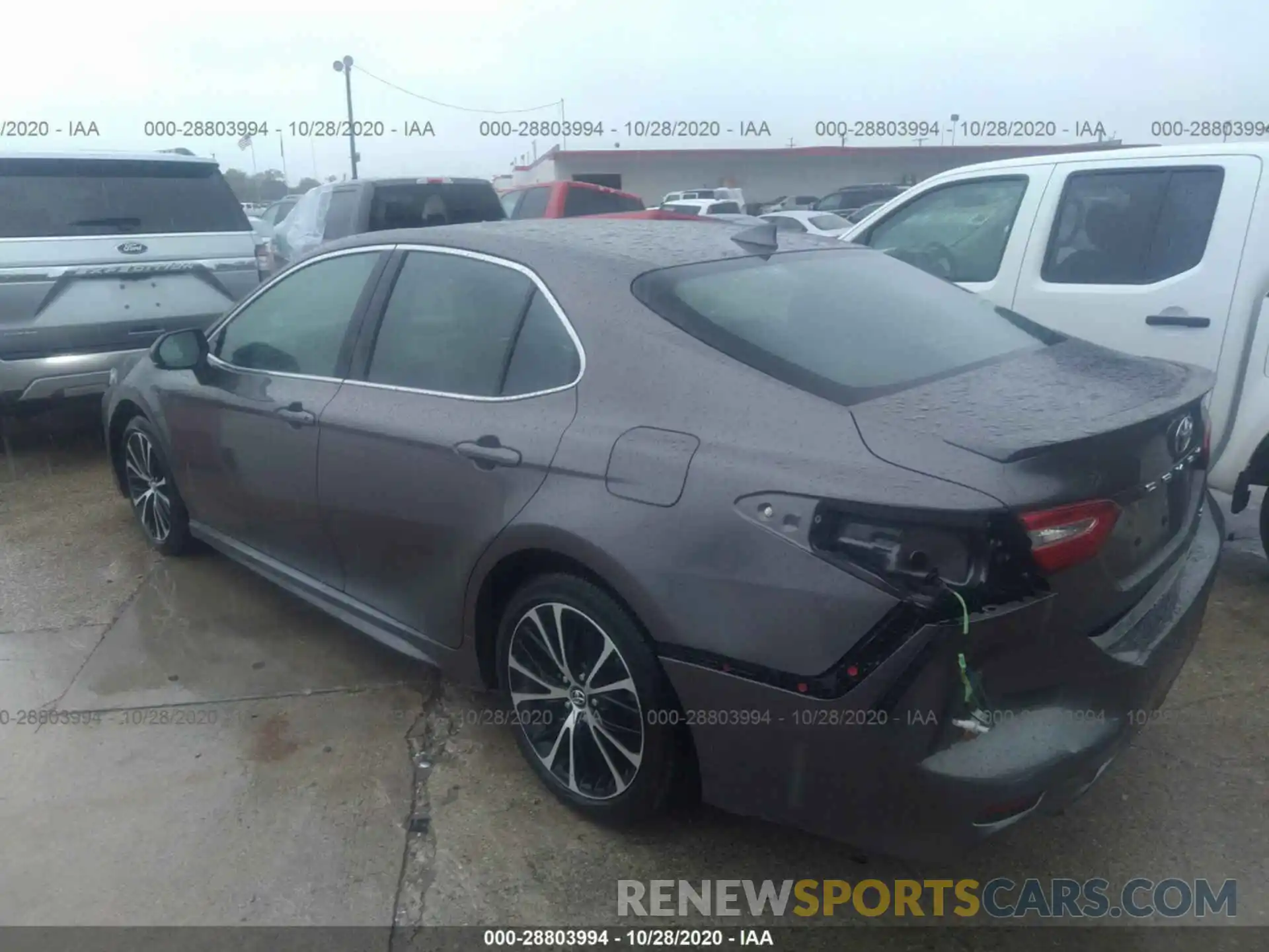 3 Photograph of a damaged car 4T1G11AK8LU329376 TOYOTA CAMRY 2020