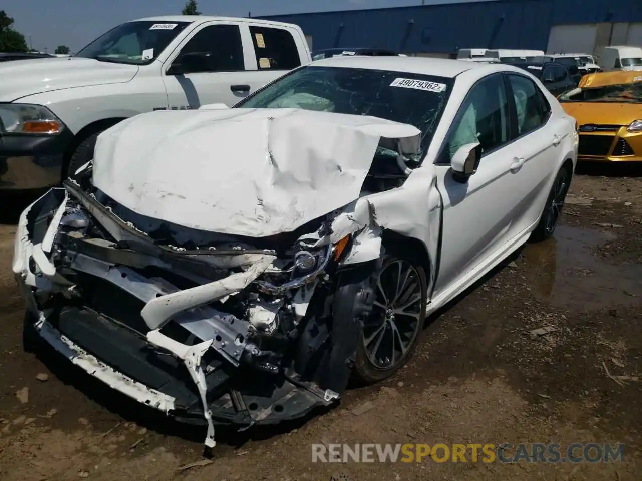 2 Photograph of a damaged car 4T1G11AK8LU329832 TOYOTA CAMRY 2020