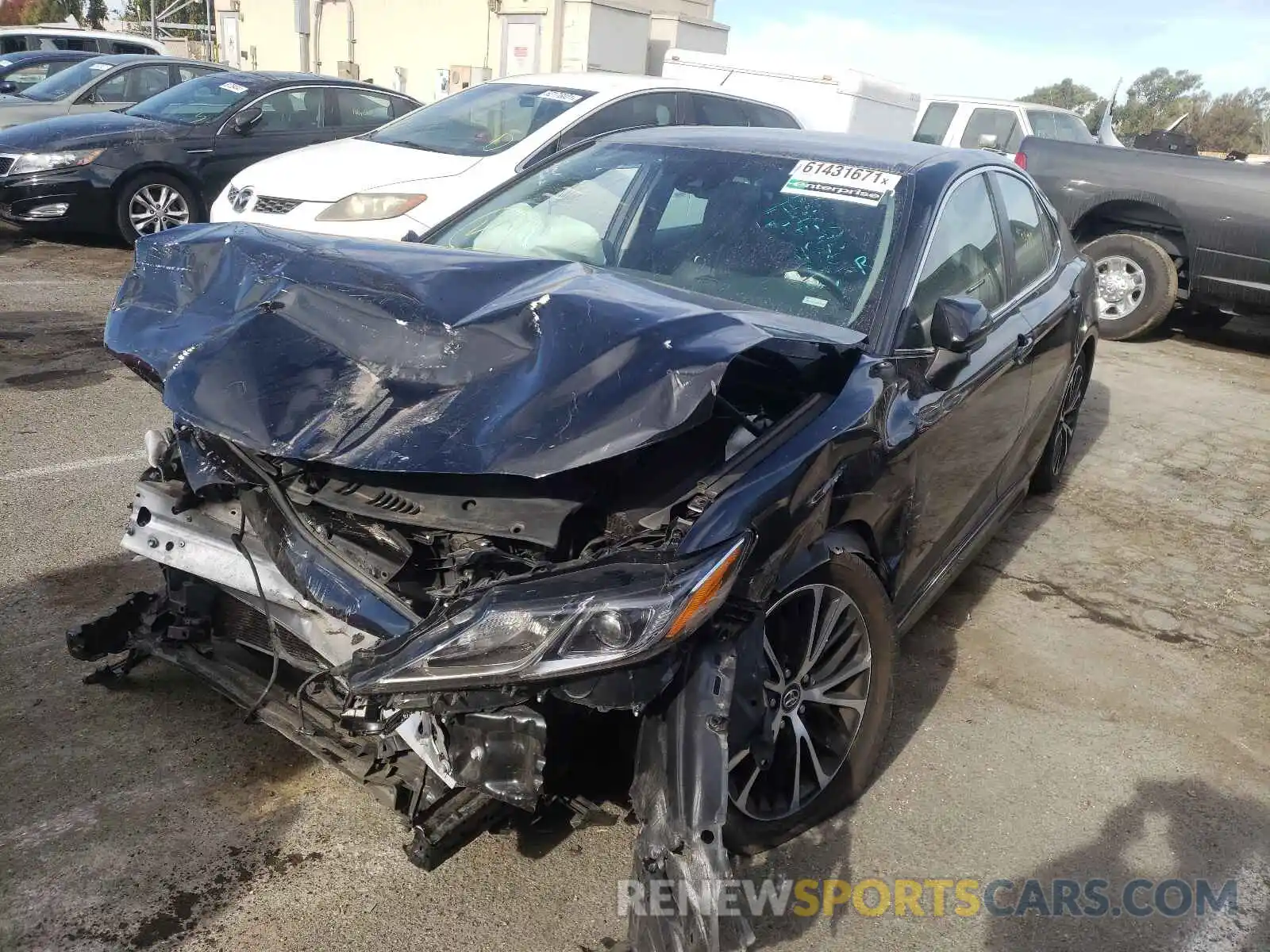 2 Photograph of a damaged car 4T1G11AK8LU331998 TOYOTA CAMRY 2020