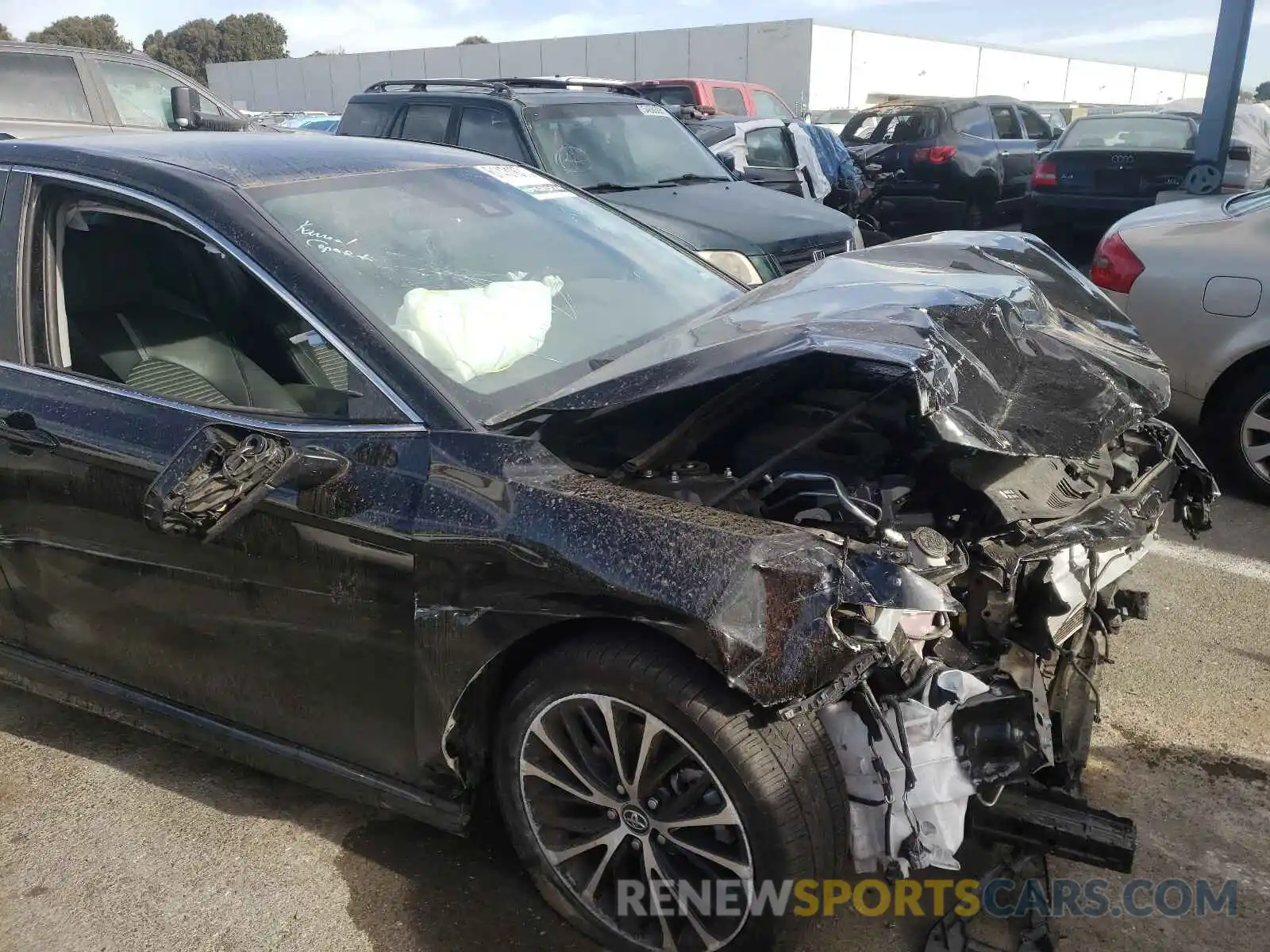 9 Photograph of a damaged car 4T1G11AK8LU331998 TOYOTA CAMRY 2020