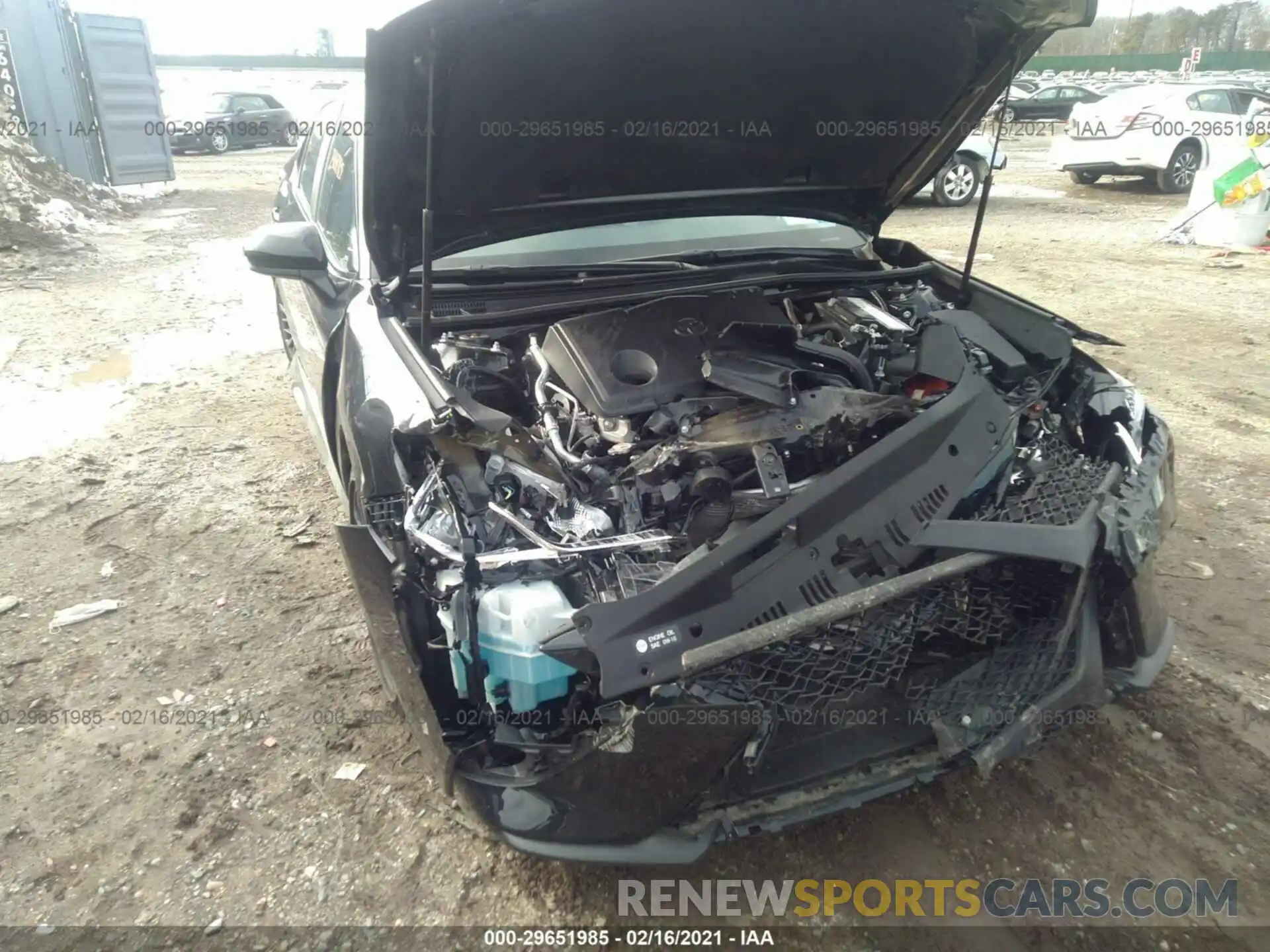 6 Photograph of a damaged car 4T1G11AK8LU332813 TOYOTA CAMRY 2020