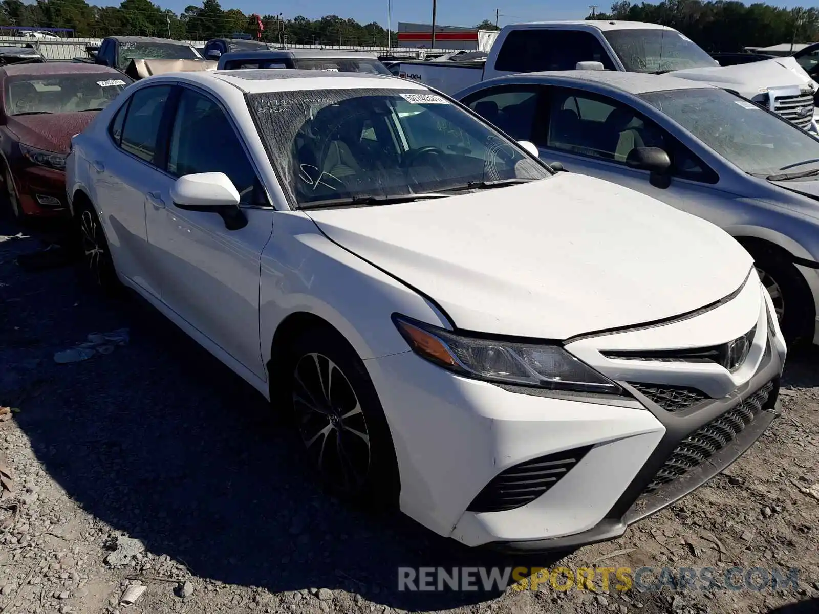 1 Photograph of a damaged car 4T1G11AK8LU336618 TOYOTA CAMRY 2020