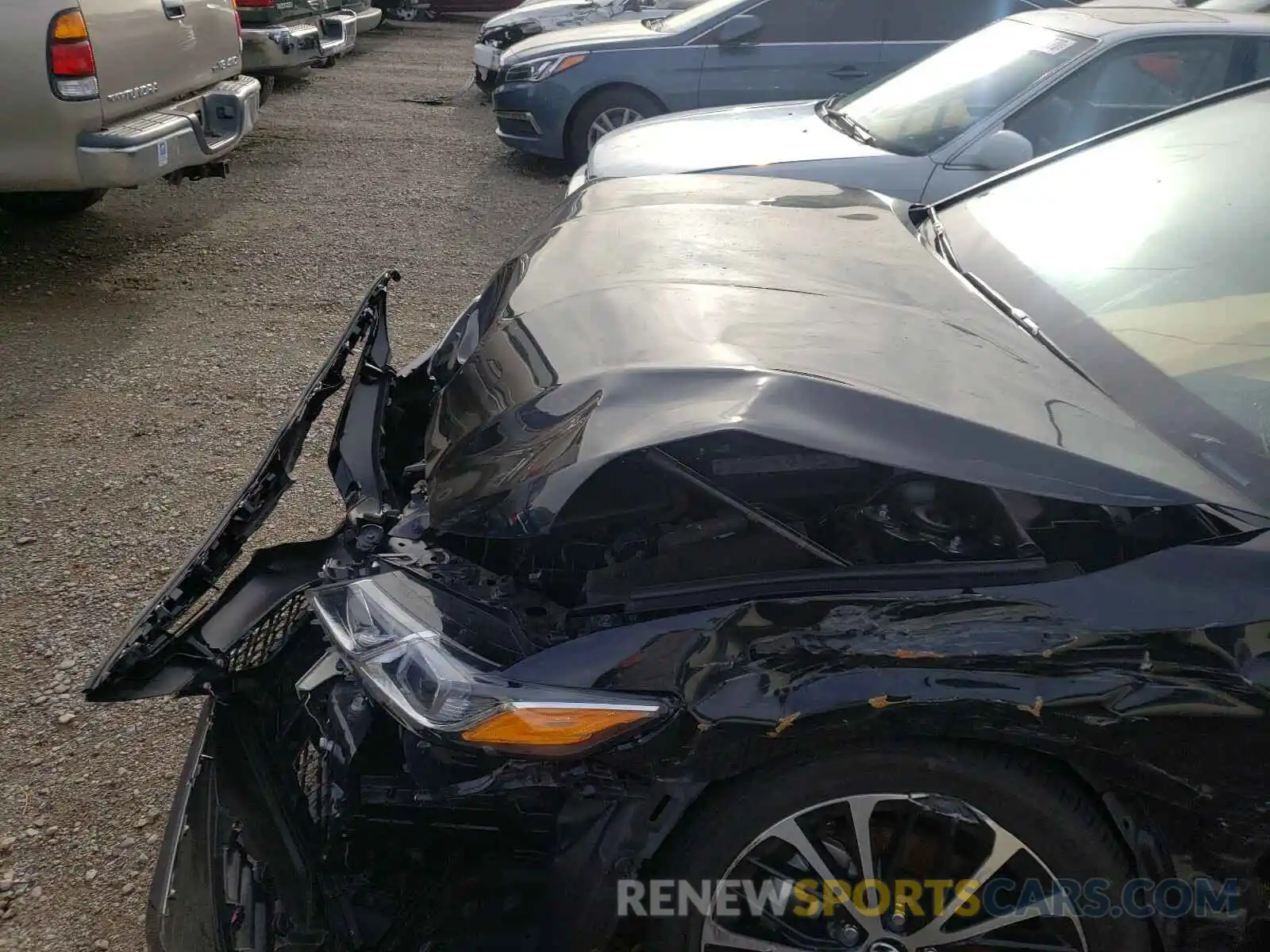 7 Photograph of a damaged car 4T1G11AK8LU343164 TOYOTA CAMRY 2020