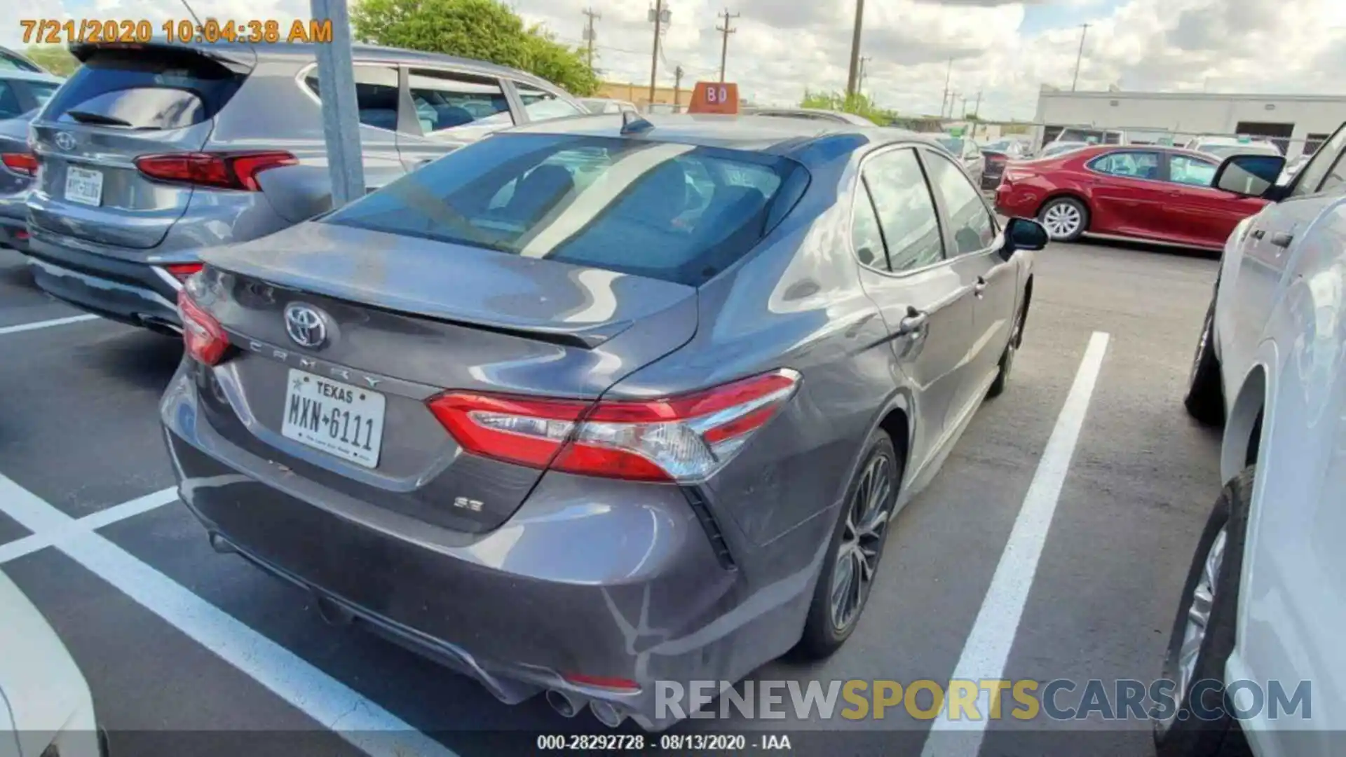 1 Photograph of a damaged car 4T1G11AK8LU343844 TOYOTA CAMRY 2020