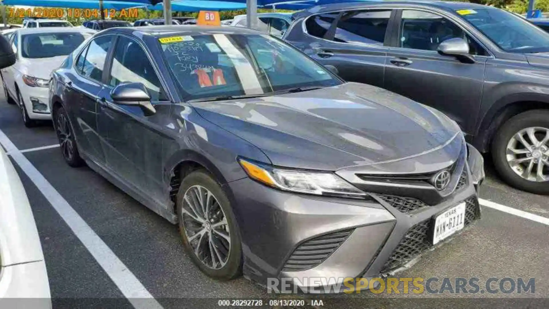 5 Photograph of a damaged car 4T1G11AK8LU343844 TOYOTA CAMRY 2020