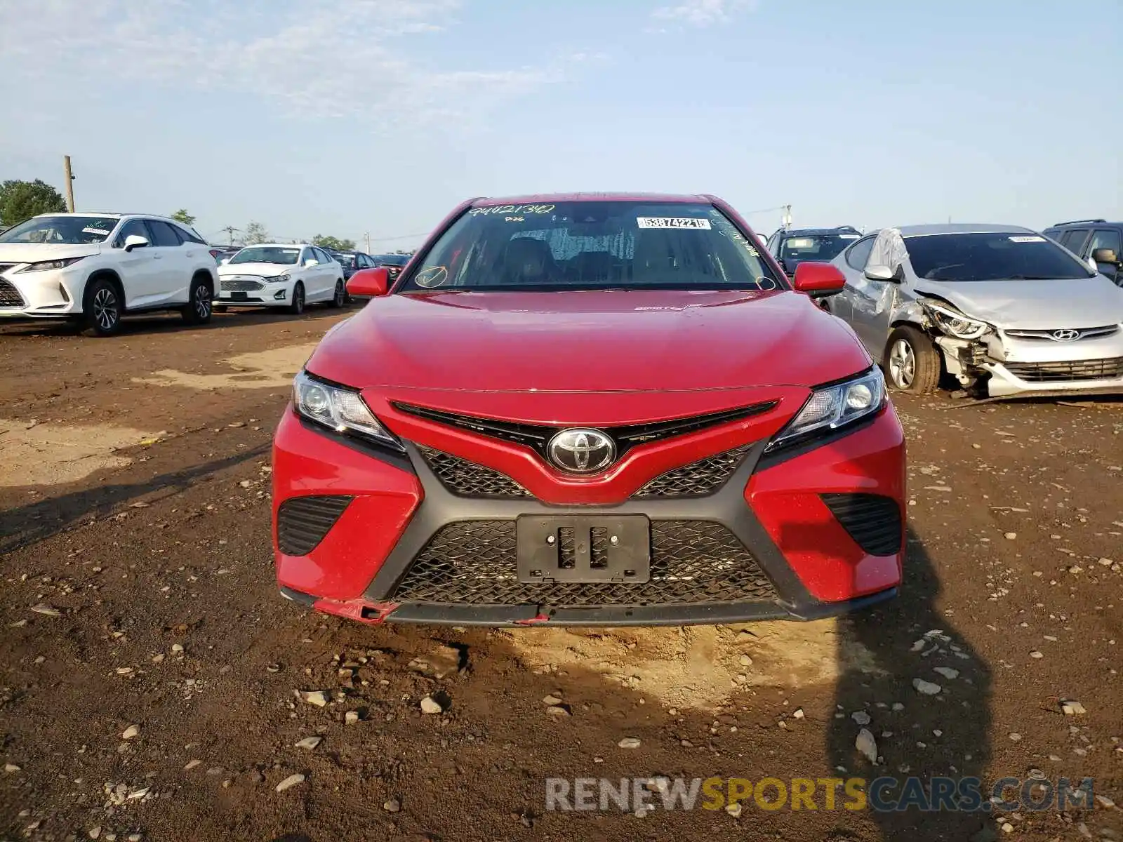 9 Photograph of a damaged car 4T1G11AK8LU345061 TOYOTA CAMRY 2020