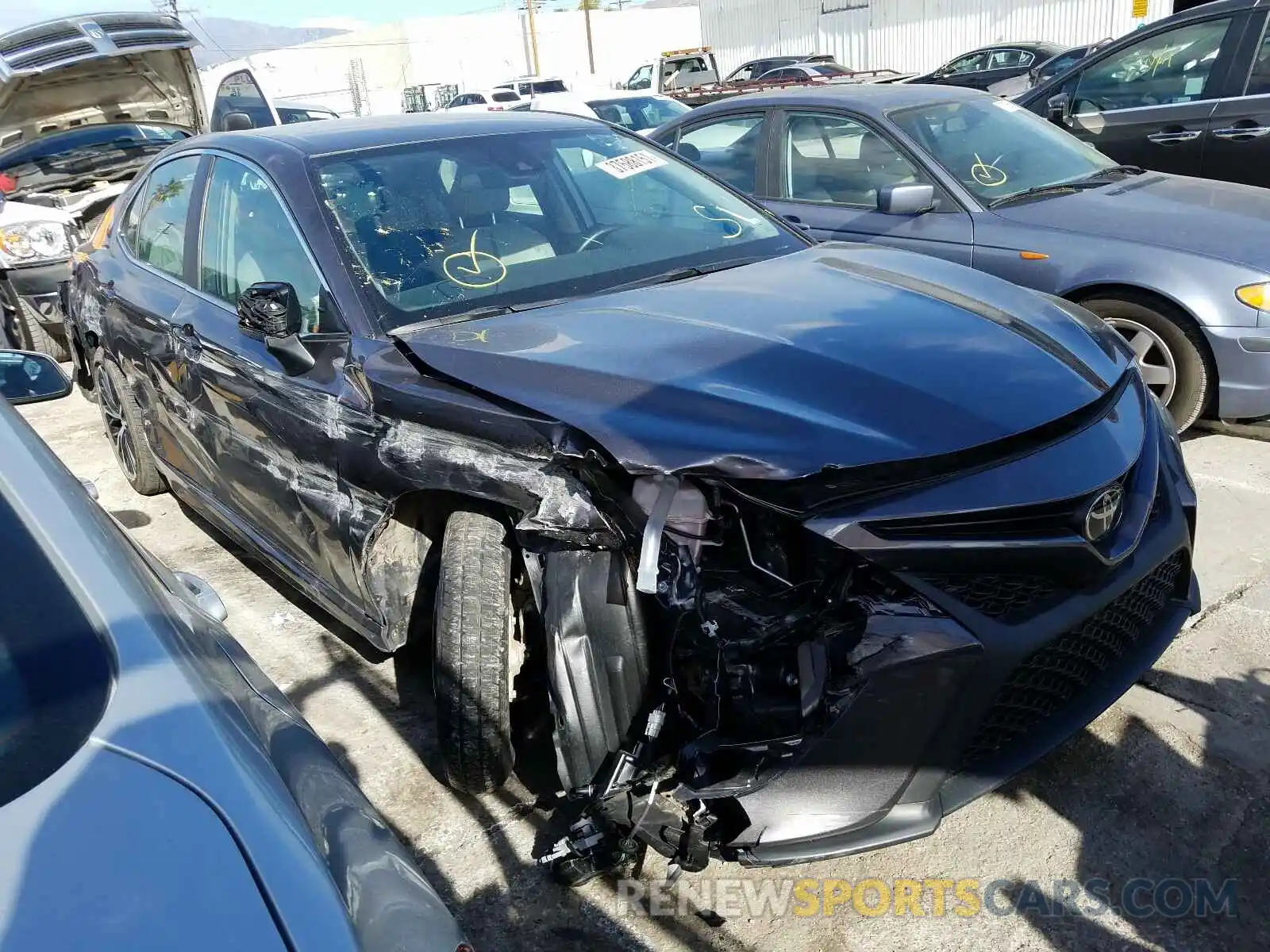 1 Photograph of a damaged car 4T1G11AK8LU345206 TOYOTA CAMRY 2020