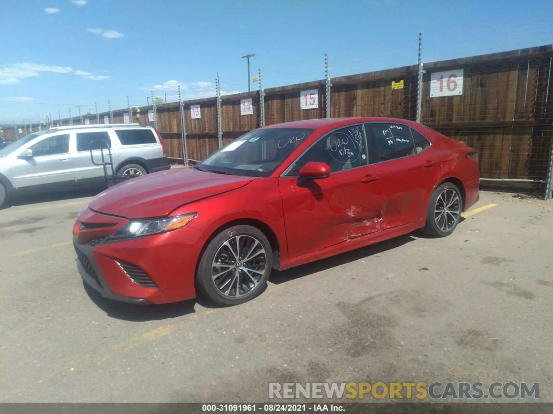 2 Photograph of a damaged car 4T1G11AK8LU345528 TOYOTA CAMRY 2020