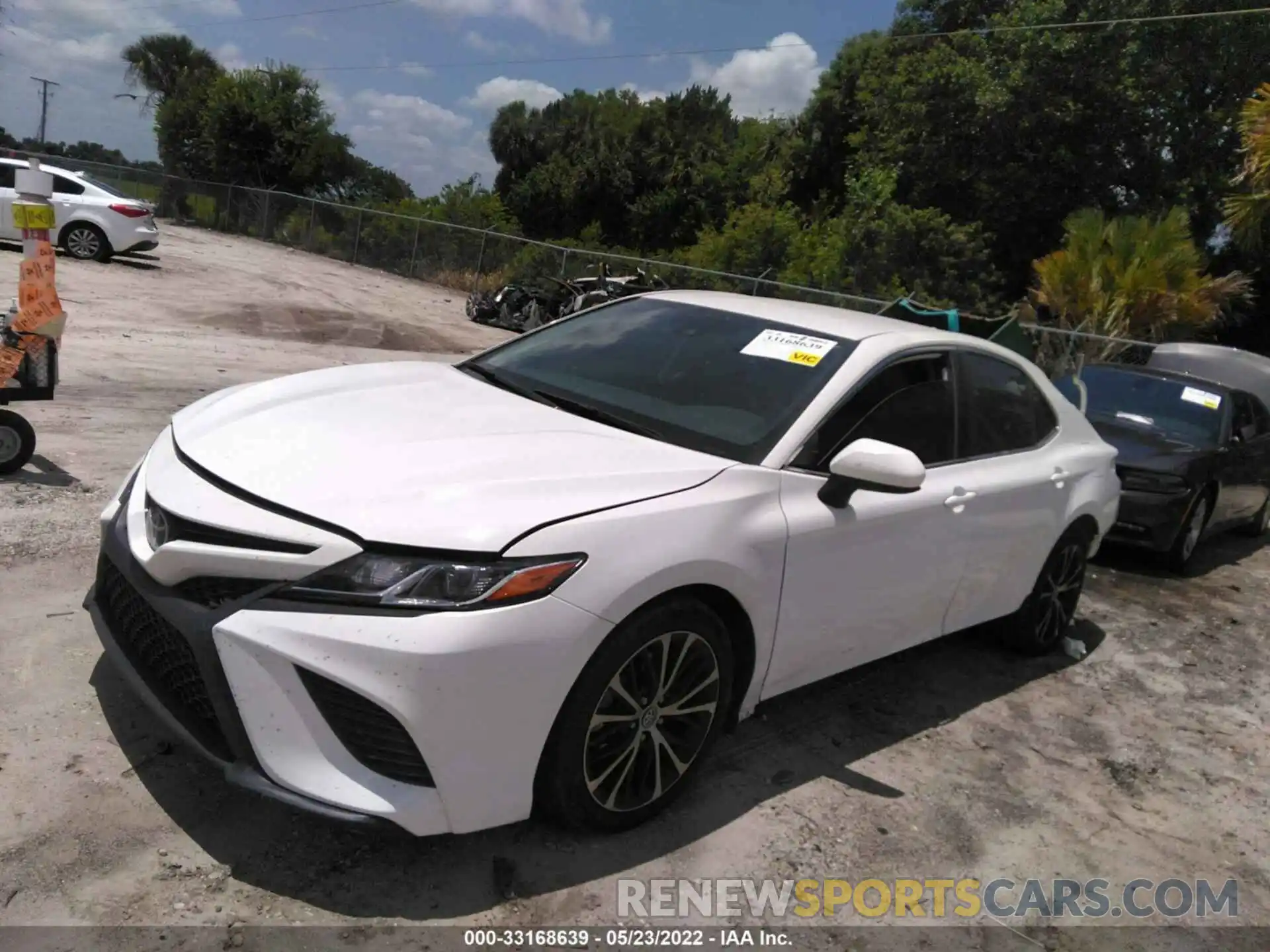 2 Photograph of a damaged car 4T1G11AK8LU346047 TOYOTA CAMRY 2020