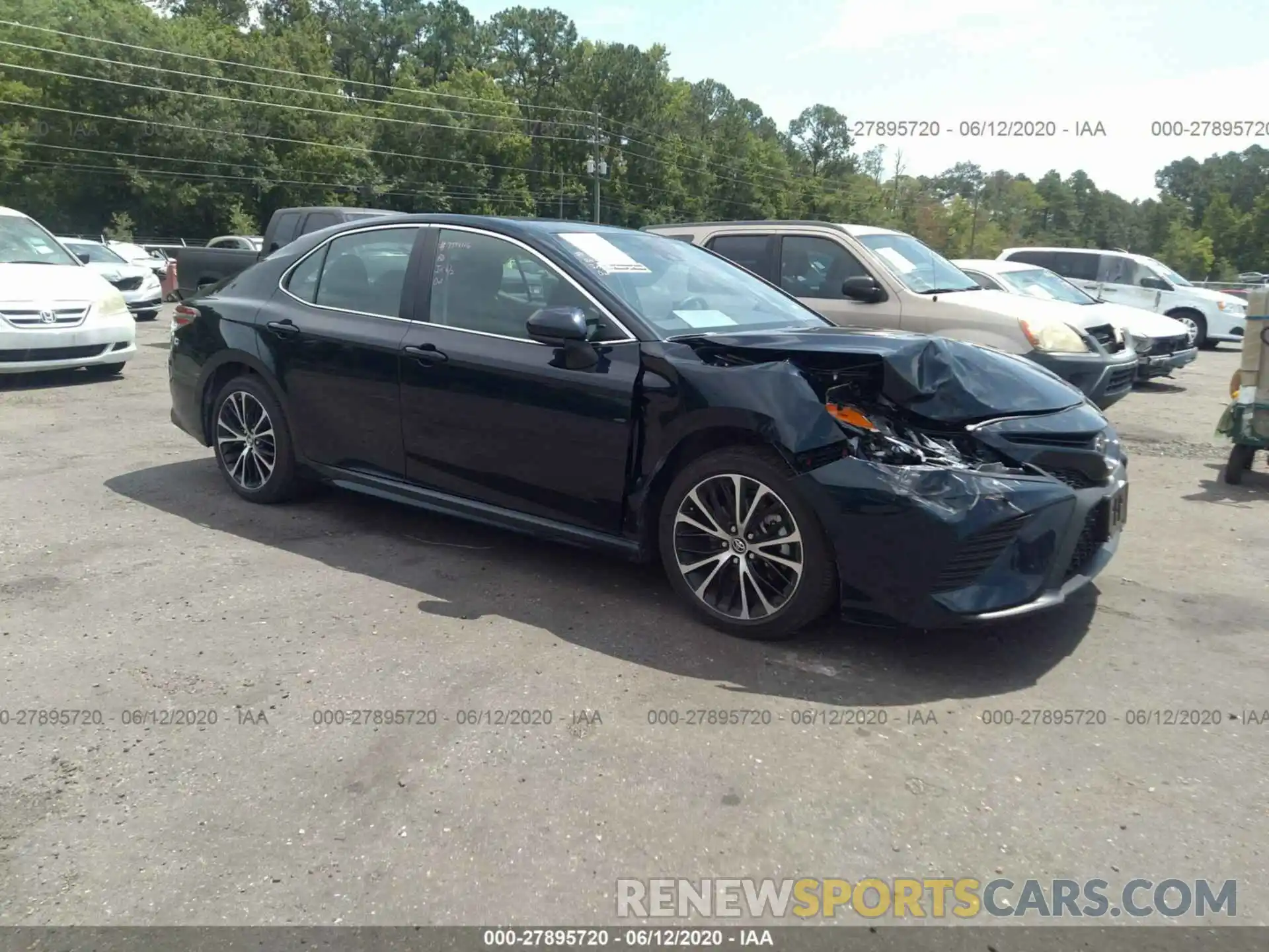 1 Photograph of a damaged car 4T1G11AK8LU350003 TOYOTA CAMRY 2020