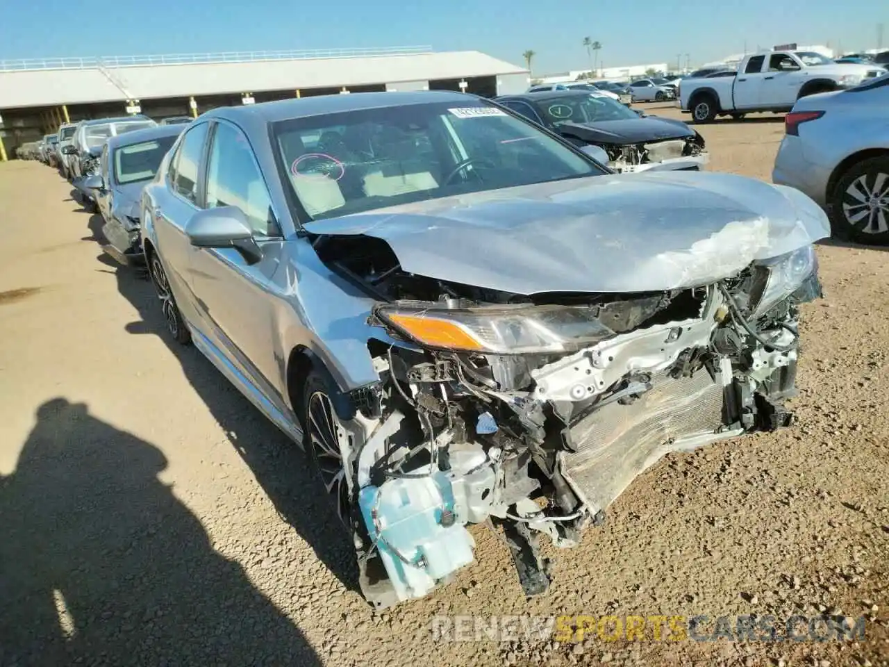 1 Photograph of a damaged car 4T1G11AK8LU350132 TOYOTA CAMRY 2020