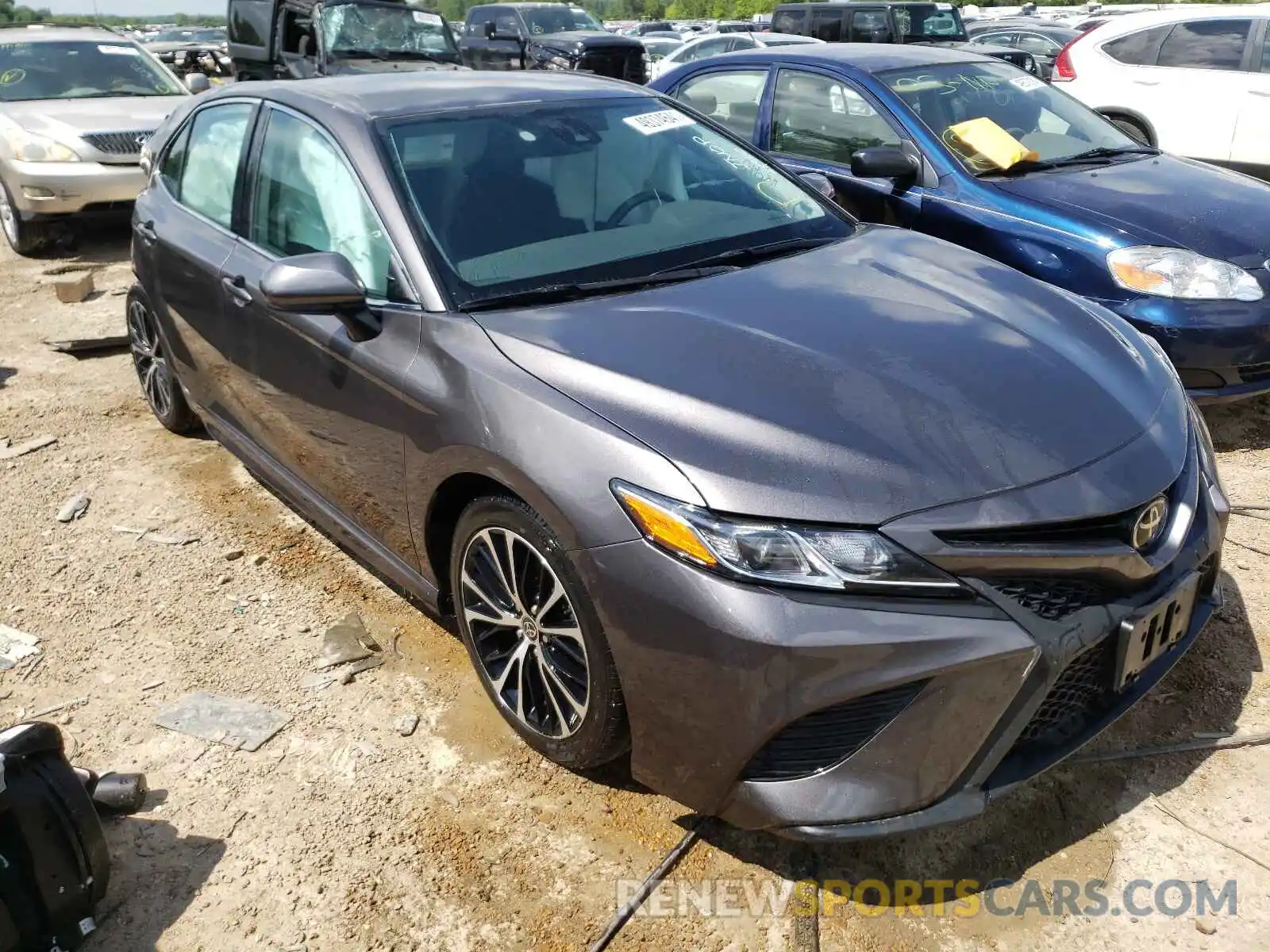 1 Photograph of a damaged car 4T1G11AK8LU357050 TOYOTA CAMRY 2020