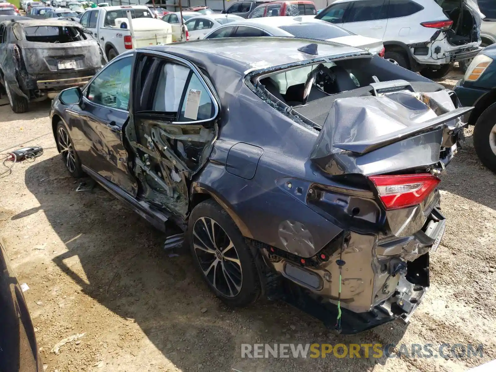 3 Photograph of a damaged car 4T1G11AK8LU357050 TOYOTA CAMRY 2020