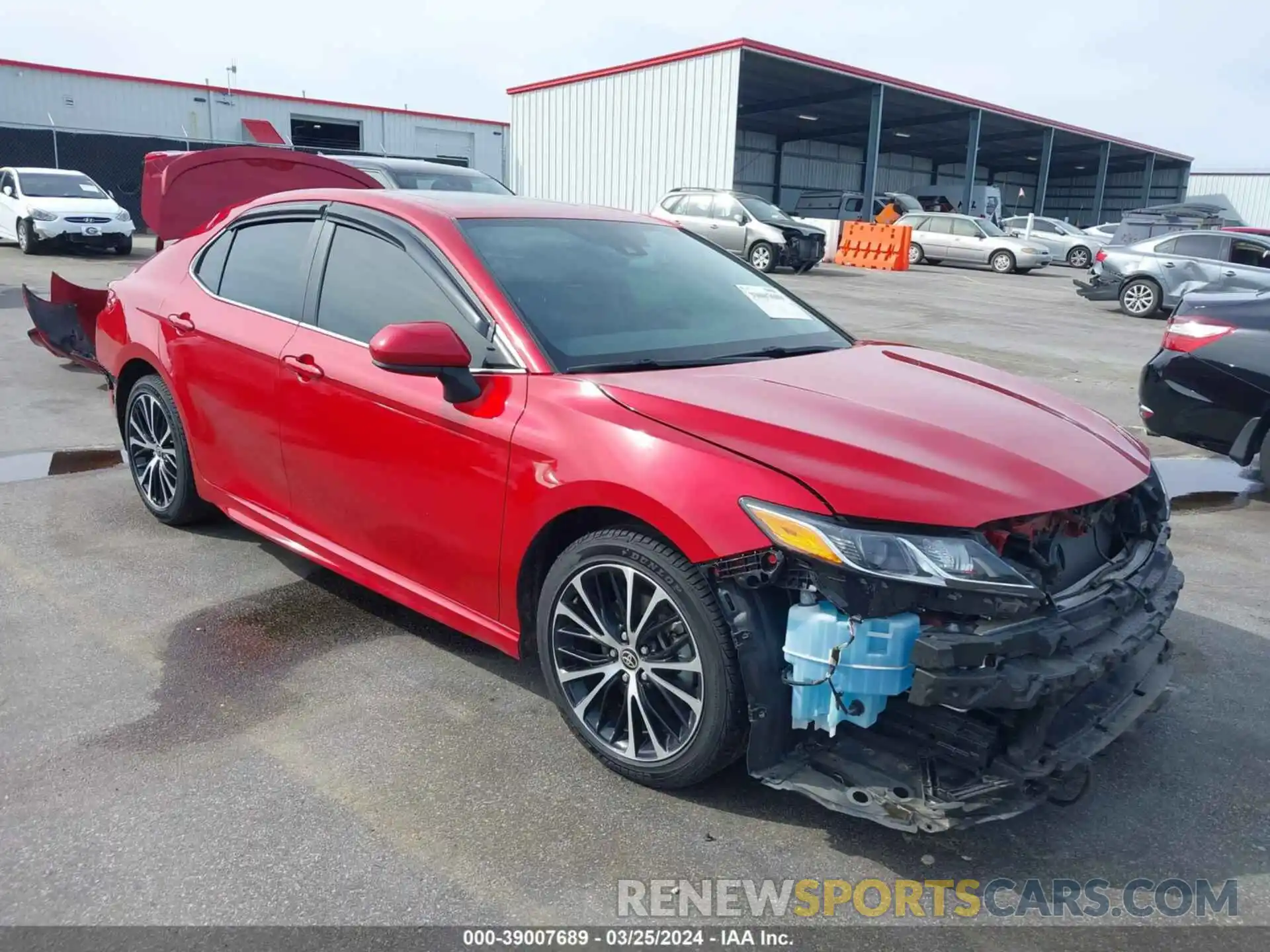 1 Photograph of a damaged car 4T1G11AK8LU357565 TOYOTA CAMRY 2020