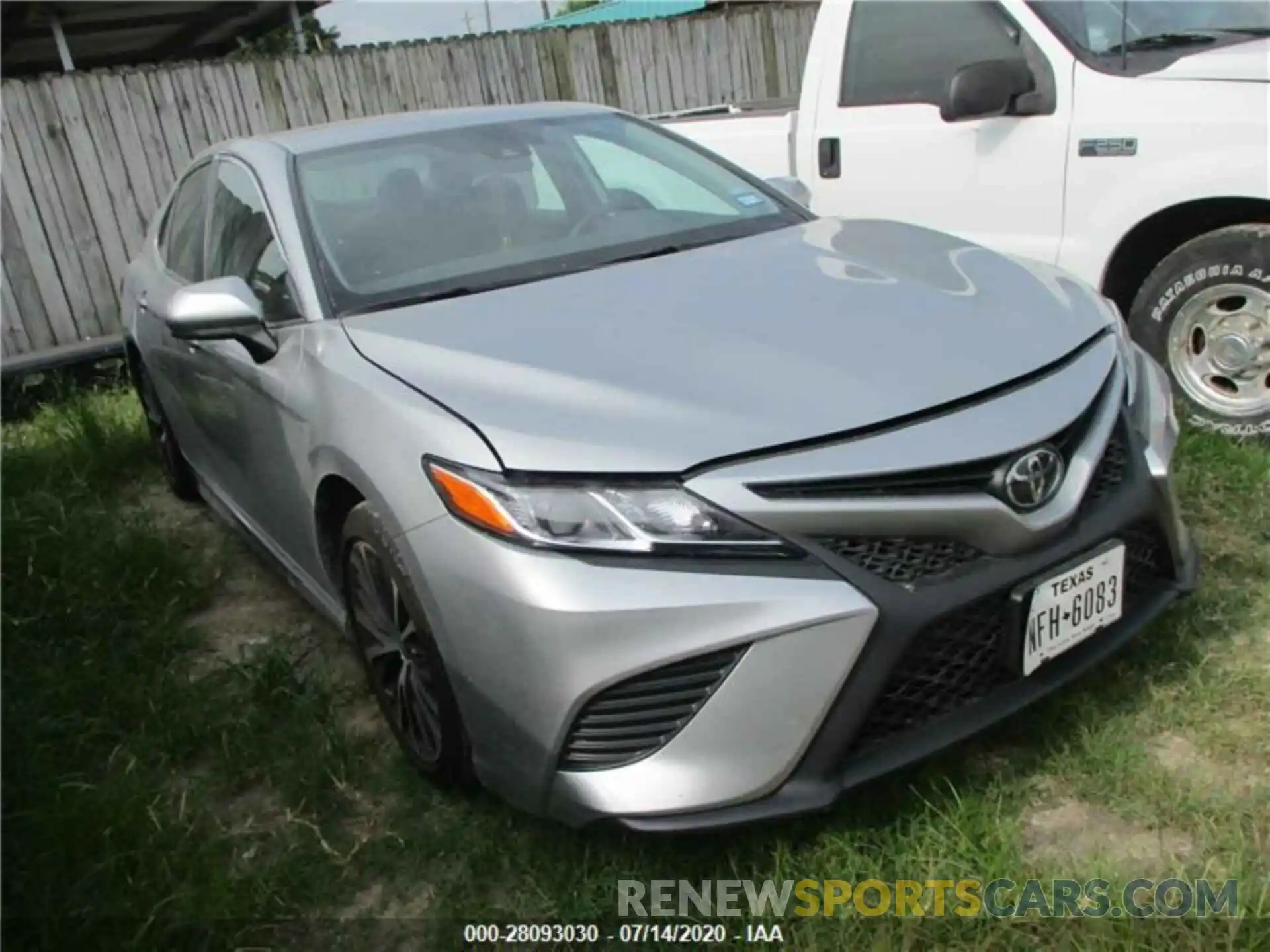 10 Photograph of a damaged car 4T1G11AK8LU358196 TOYOTA CAMRY 2020