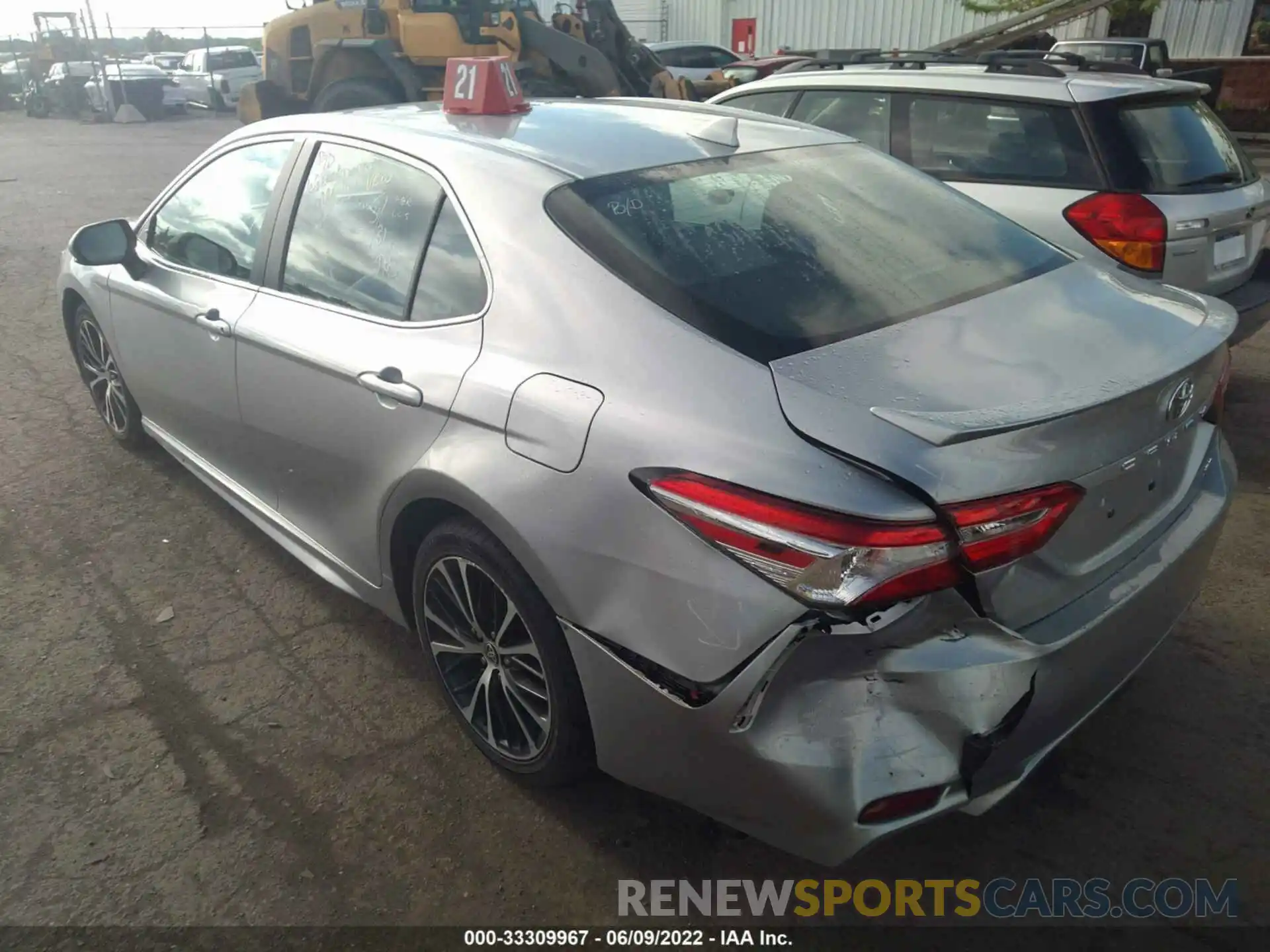 3 Photograph of a damaged car 4T1G11AK8LU358828 TOYOTA CAMRY 2020