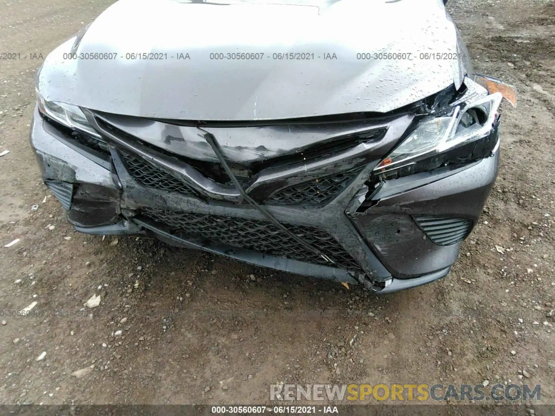 6 Photograph of a damaged car 4T1G11AK8LU359400 TOYOTA CAMRY 2020