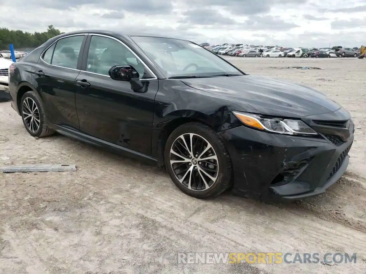 9 Photograph of a damaged car 4T1G11AK8LU360613 TOYOTA CAMRY 2020