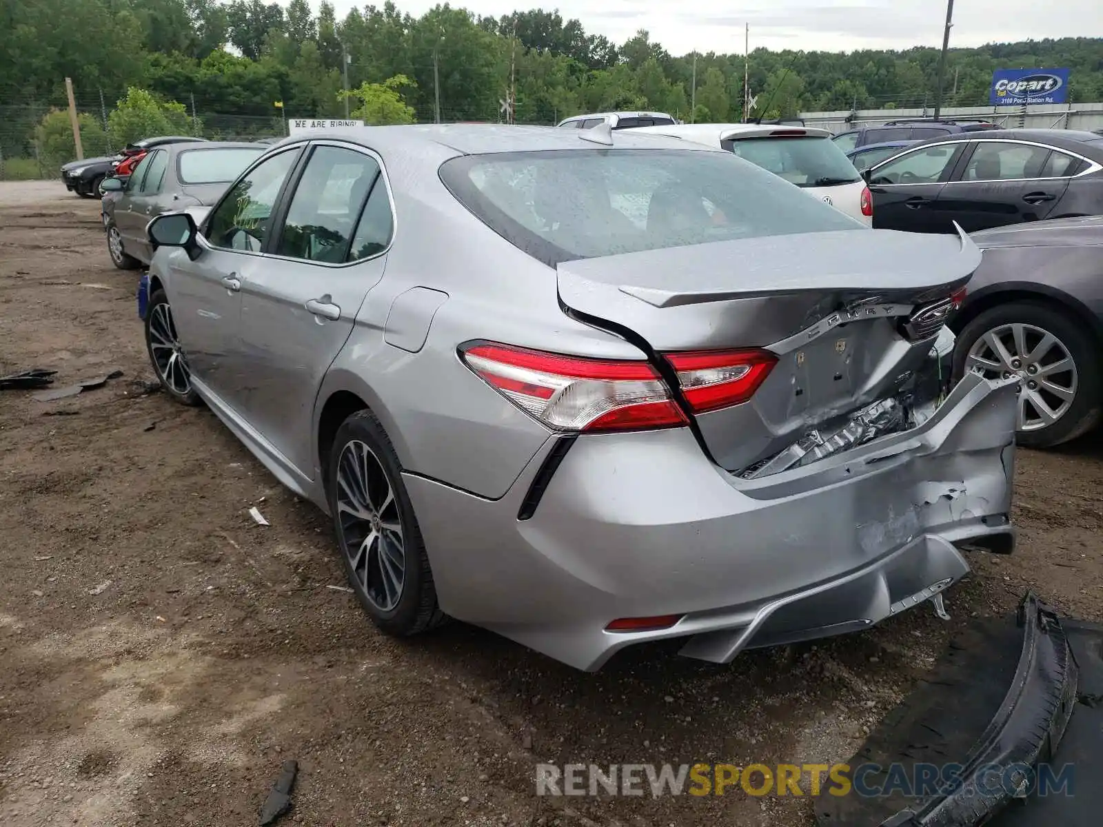 3 Photograph of a damaged car 4T1G11AK8LU360823 TOYOTA CAMRY 2020