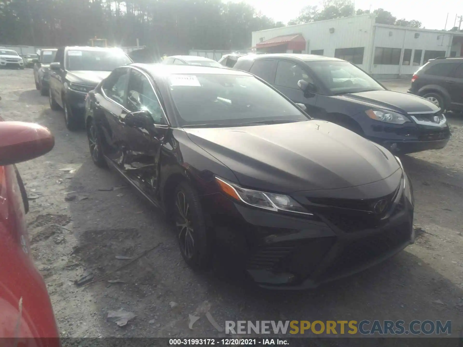 1 Photograph of a damaged car 4T1G11AK8LU361020 TOYOTA CAMRY 2020