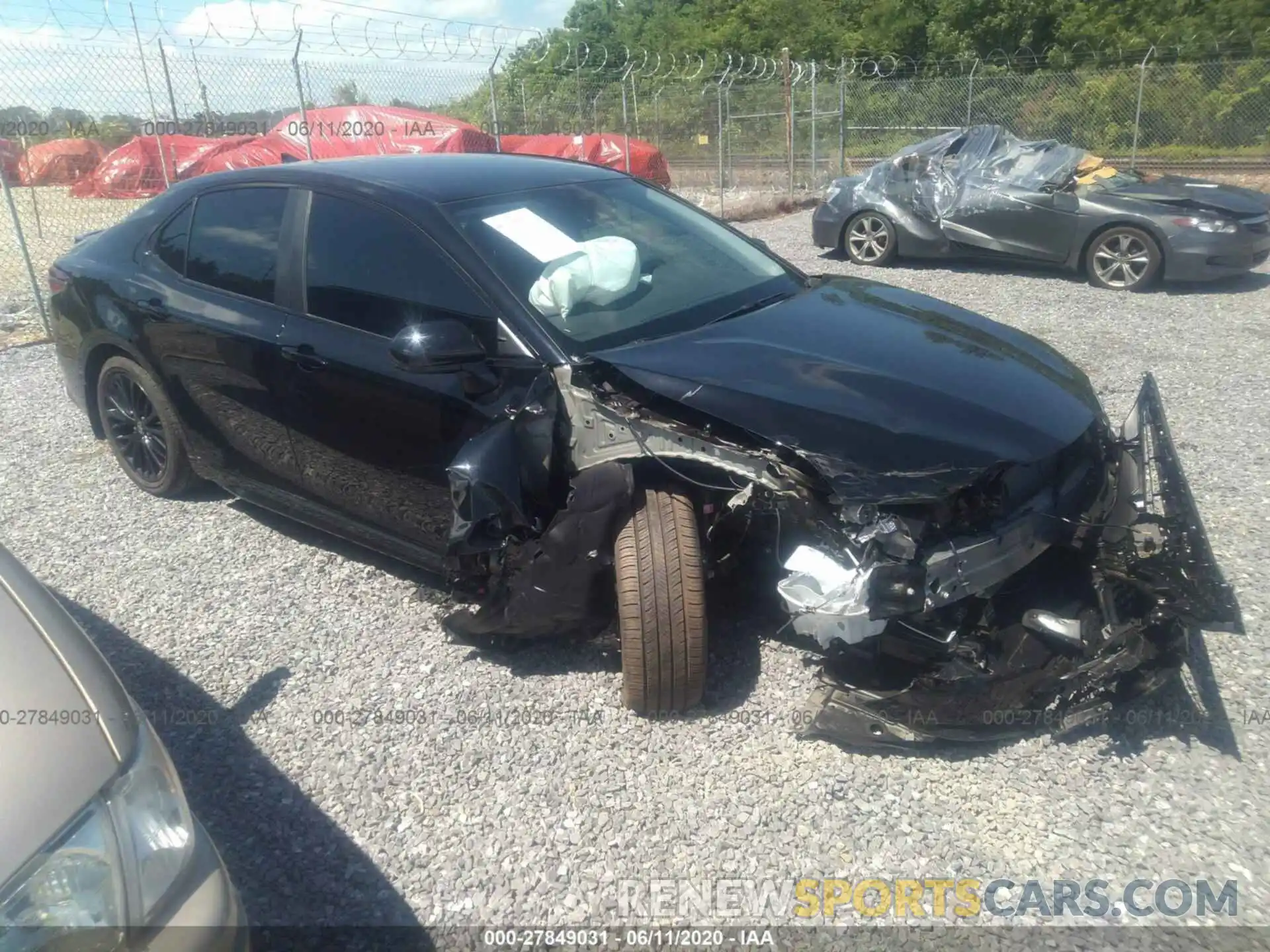 1 Фотография поврежденного автомобиля 4T1G11AK8LU364404 TOYOTA CAMRY 2020