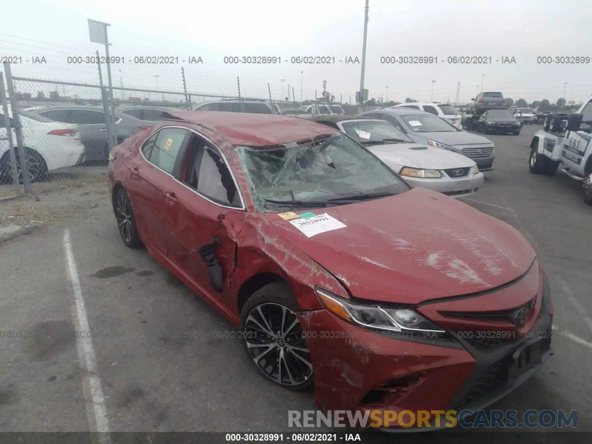 6 Photograph of a damaged car 4T1G11AK8LU375094 TOYOTA CAMRY 2020