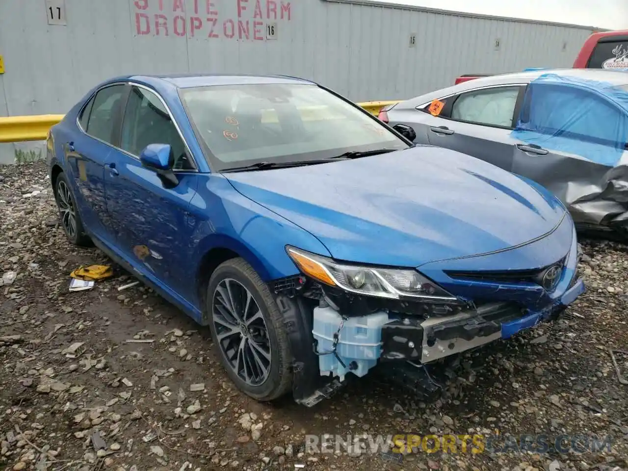 1 Photograph of a damaged car 4T1G11AK8LU376813 TOYOTA CAMRY 2020