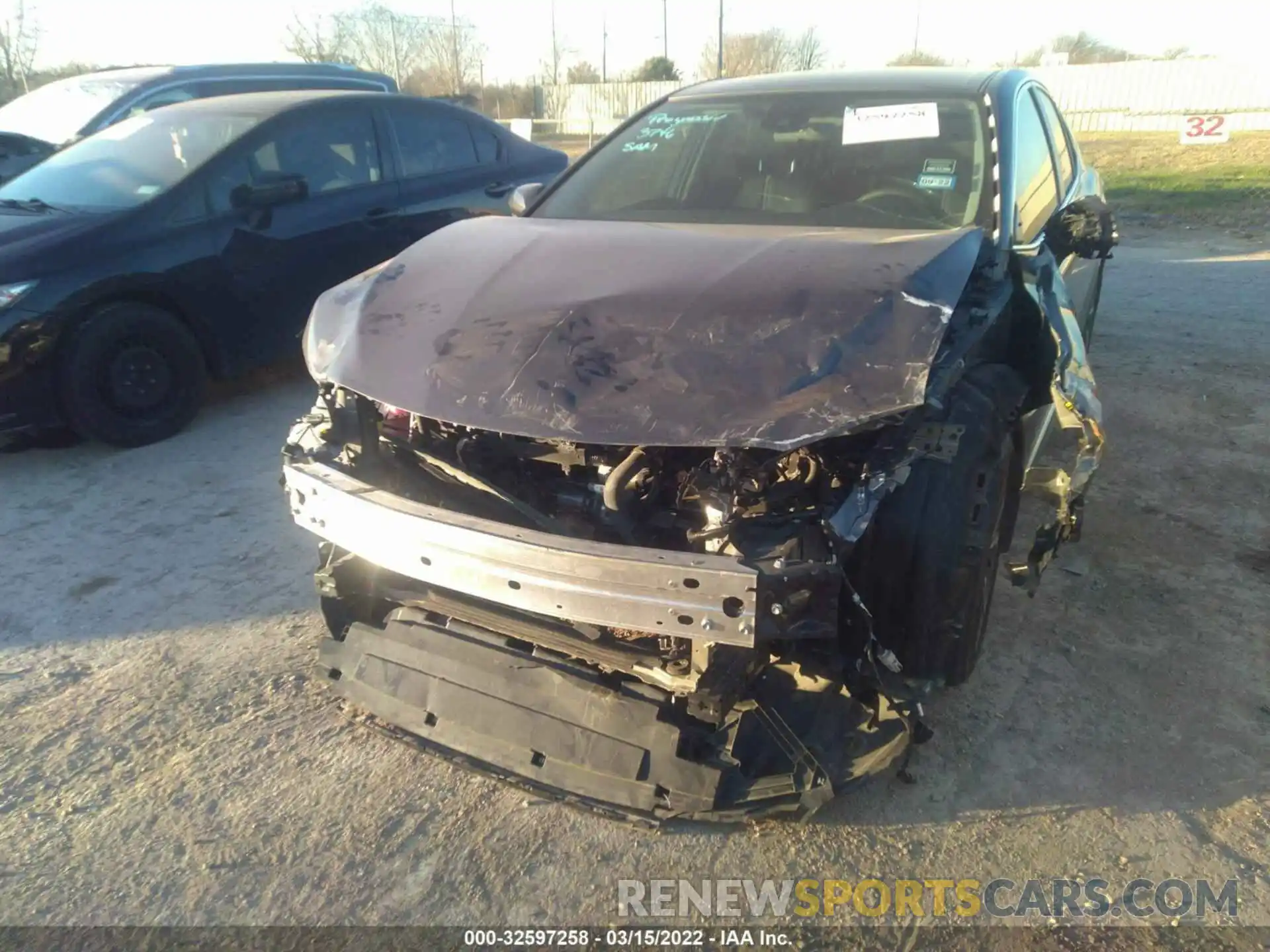 6 Photograph of a damaged car 4T1G11AK8LU390632 TOYOTA CAMRY 2020