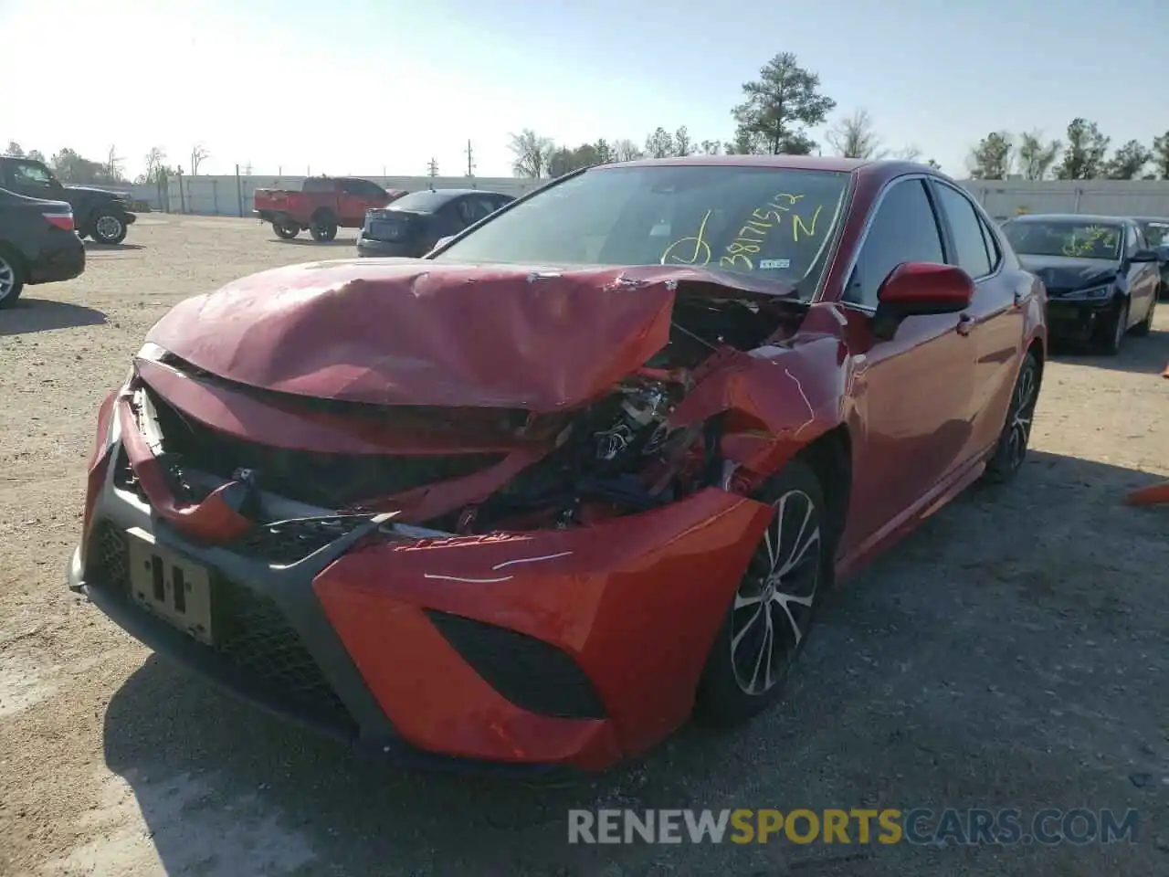 2 Photograph of a damaged car 4T1G11AK8LU391621 TOYOTA CAMRY 2020