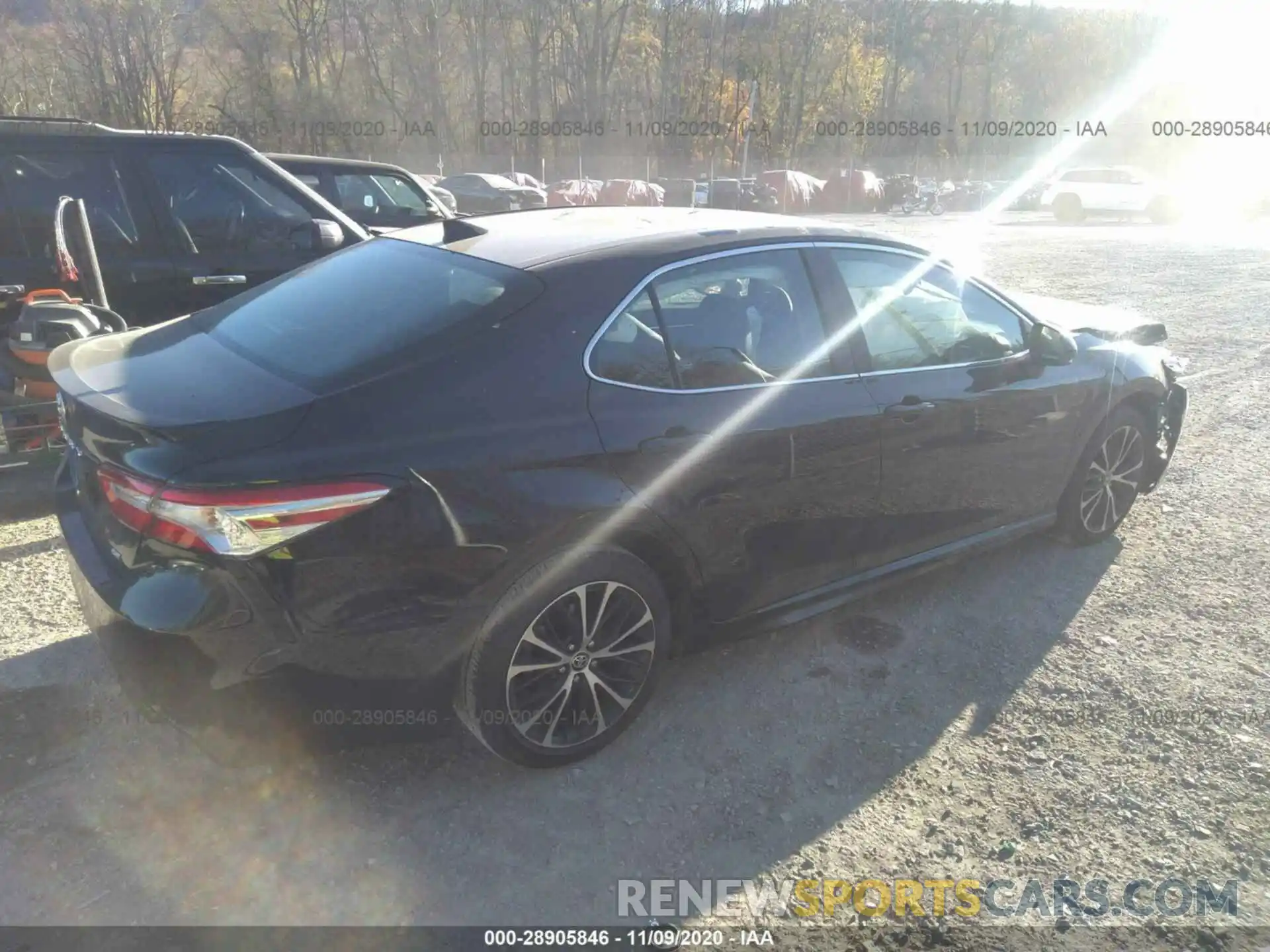 4 Photograph of a damaged car 4T1G11AK8LU393188 TOYOTA CAMRY 2020