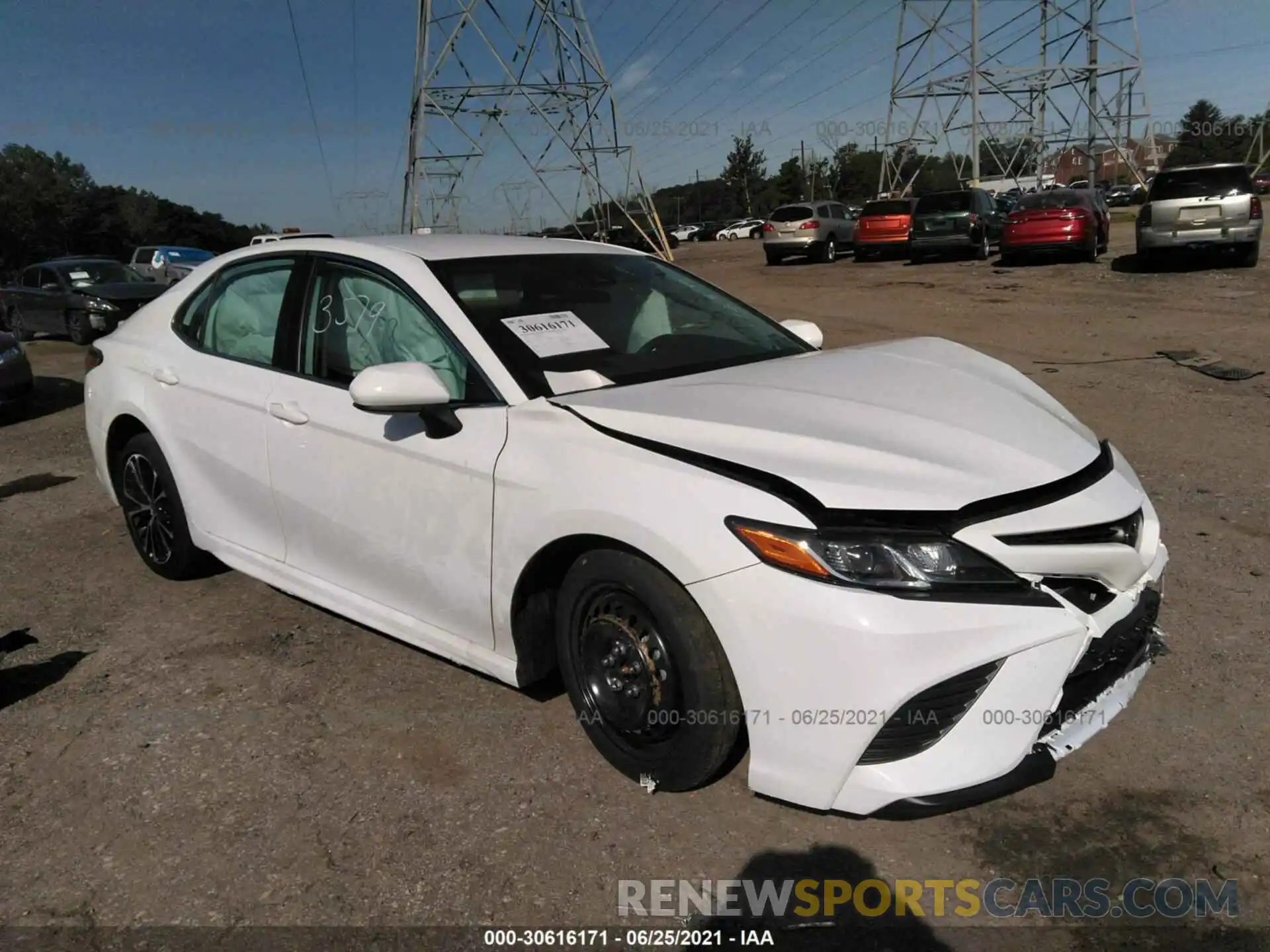 1 Photograph of a damaged car 4T1G11AK8LU395507 TOYOTA CAMRY 2020