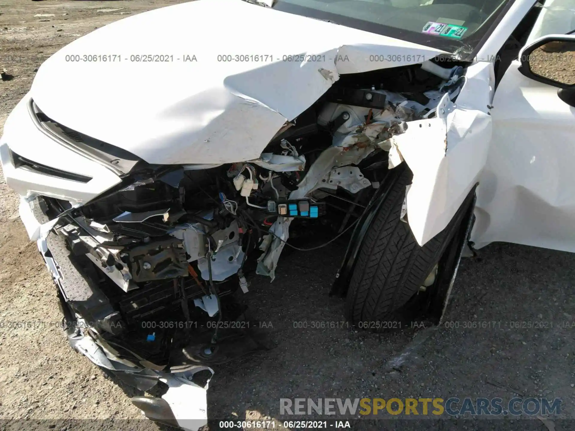 6 Photograph of a damaged car 4T1G11AK8LU395507 TOYOTA CAMRY 2020