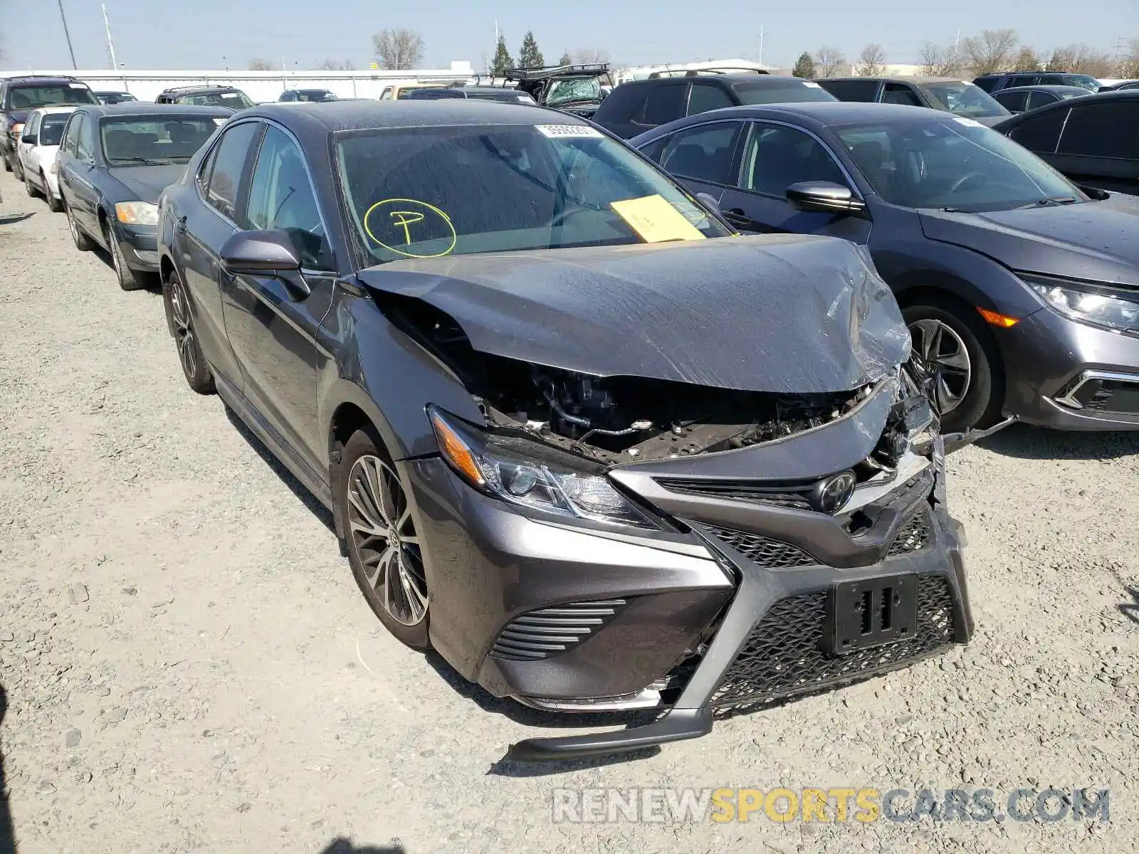 1 Photograph of a damaged car 4T1G11AK8LU500739 TOYOTA CAMRY 2020