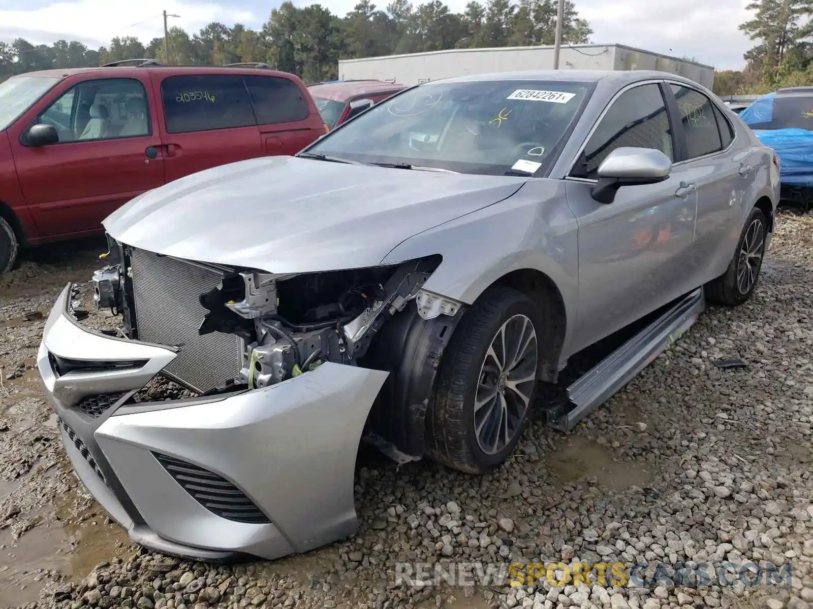 2 Photograph of a damaged car 4T1G11AK8LU504483 TOYOTA CAMRY 2020