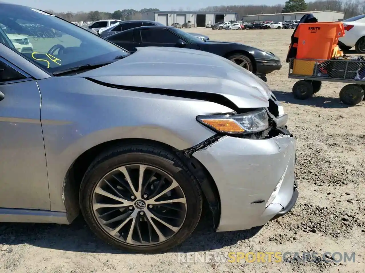 9 Photograph of a damaged car 4T1G11AK8LU867298 TOYOTA CAMRY 2020