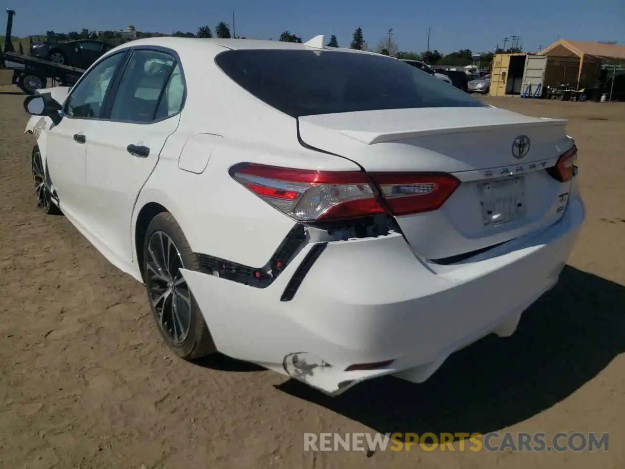 3 Photograph of a damaged car 4T1G11AK8LU871951 TOYOTA CAMRY 2020