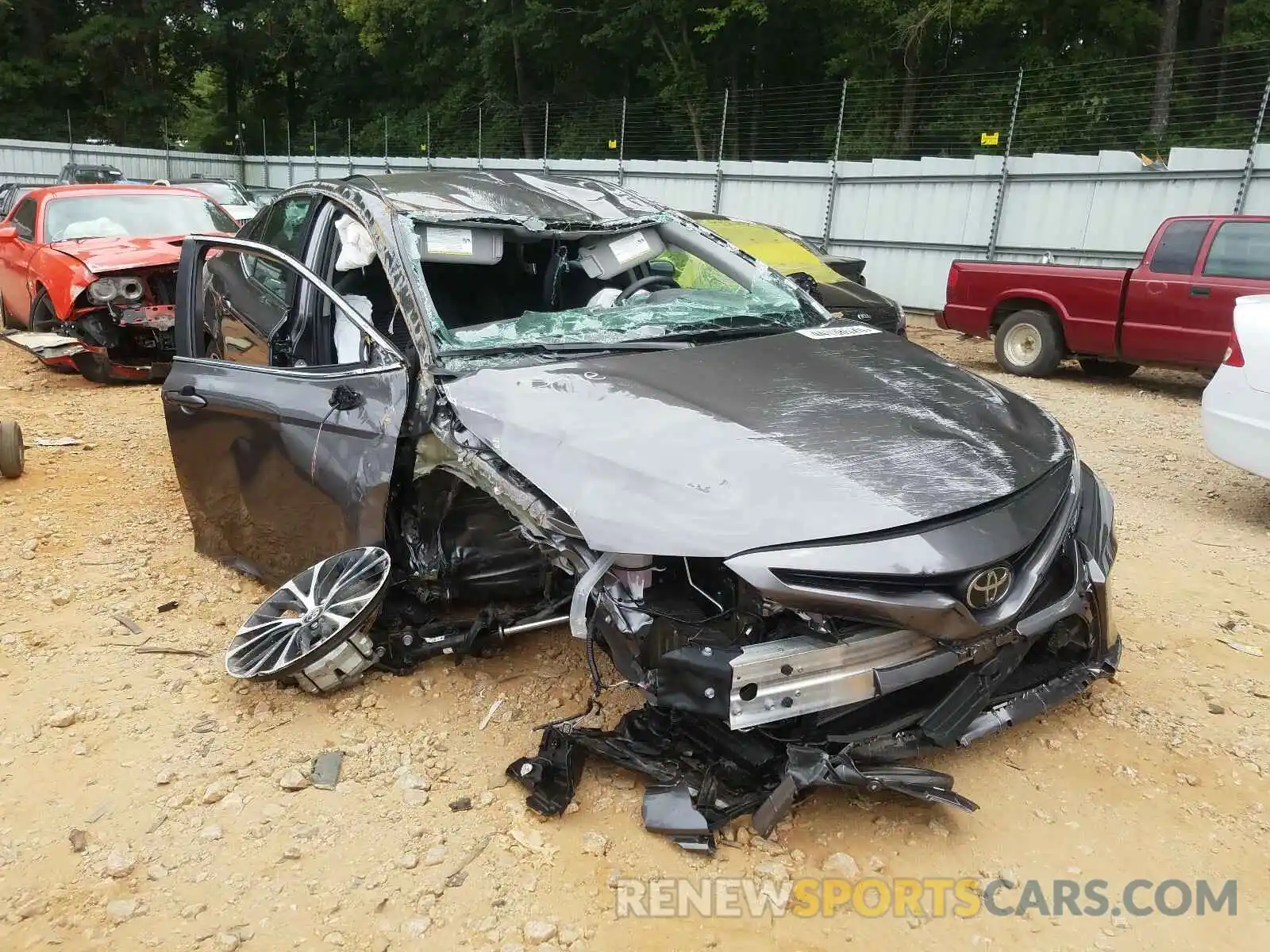 1 Photograph of a damaged car 4T1G11AK8LU872209 TOYOTA CAMRY 2020