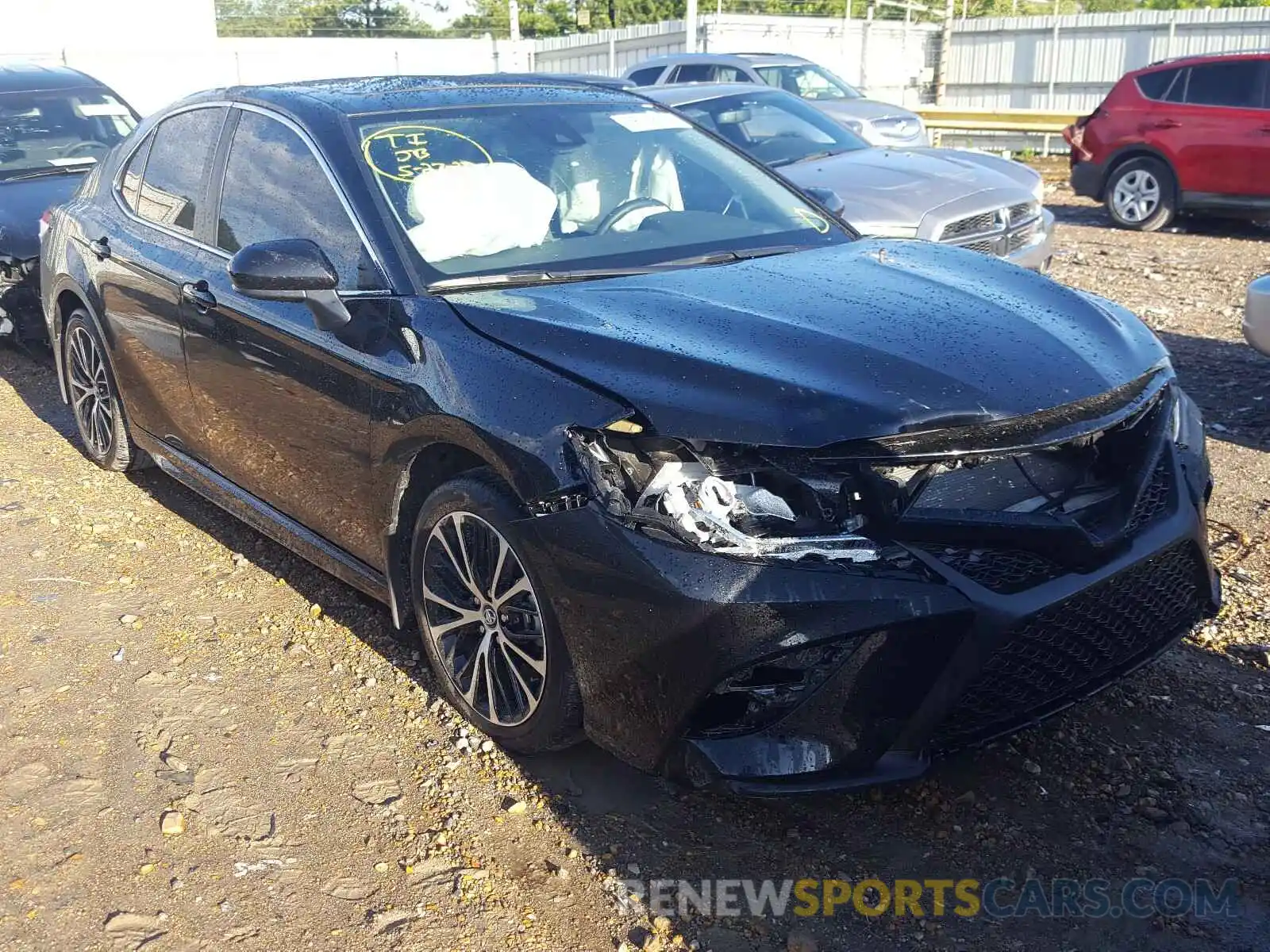 1 Photograph of a damaged car 4T1G11AK8LU873781 TOYOTA CAMRY 2020