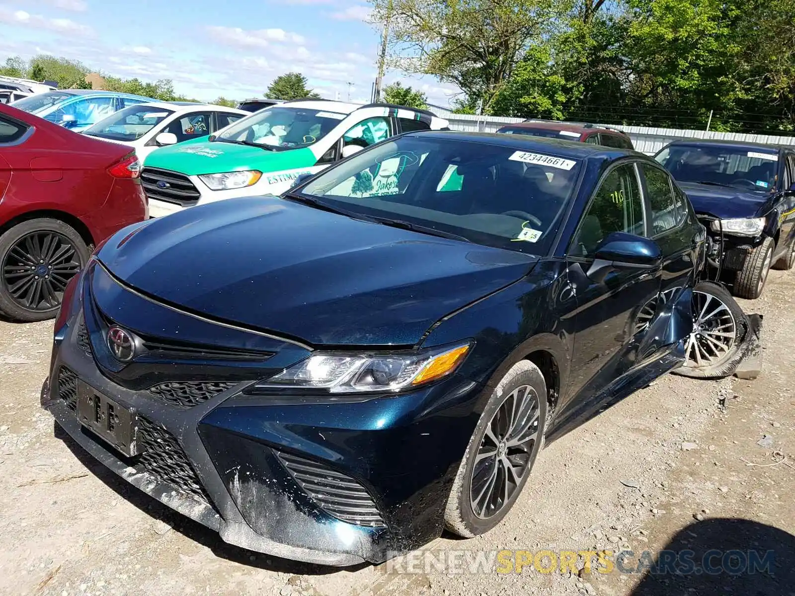 2 Photograph of a damaged car 4T1G11AK8LU875725 TOYOTA CAMRY 2020