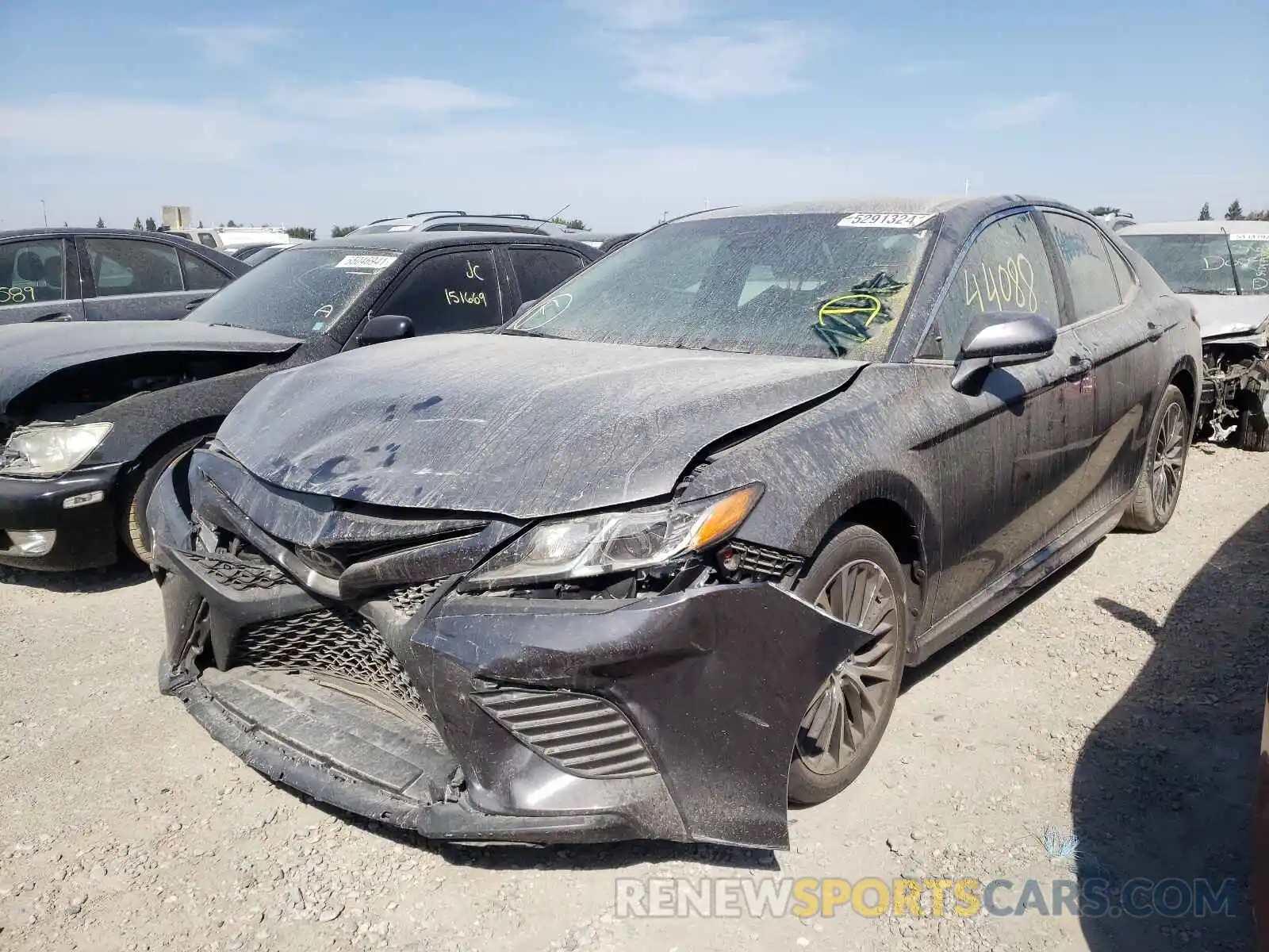 2 Photograph of a damaged car 4T1G11AK8LU877149 TOYOTA CAMRY 2020