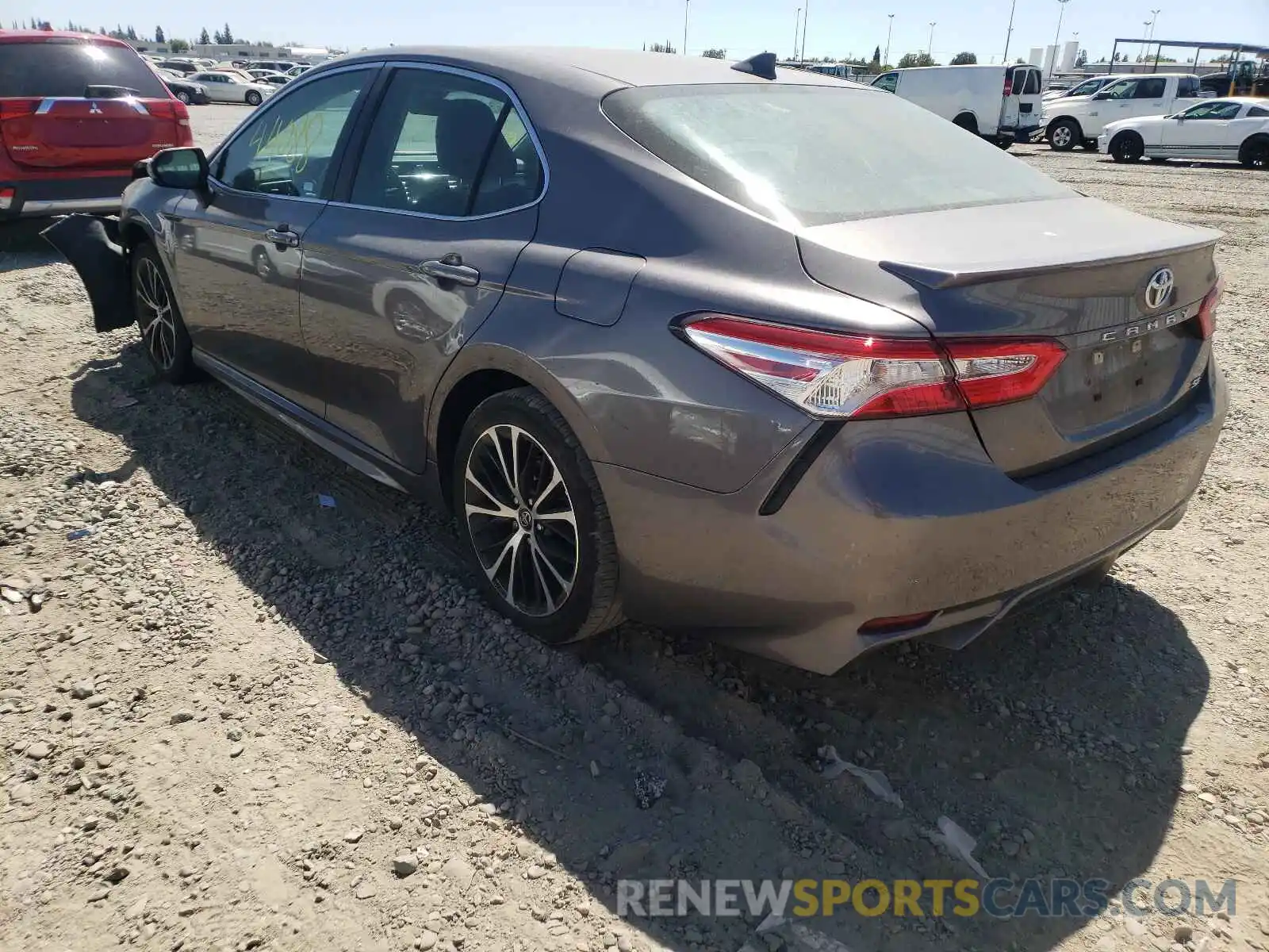 3 Photograph of a damaged car 4T1G11AK8LU877149 TOYOTA CAMRY 2020