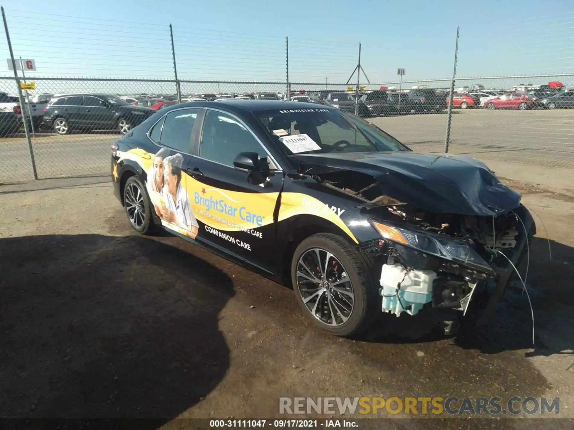 1 Photograph of a damaged car 4T1G11AK8LU885297 TOYOTA CAMRY 2020