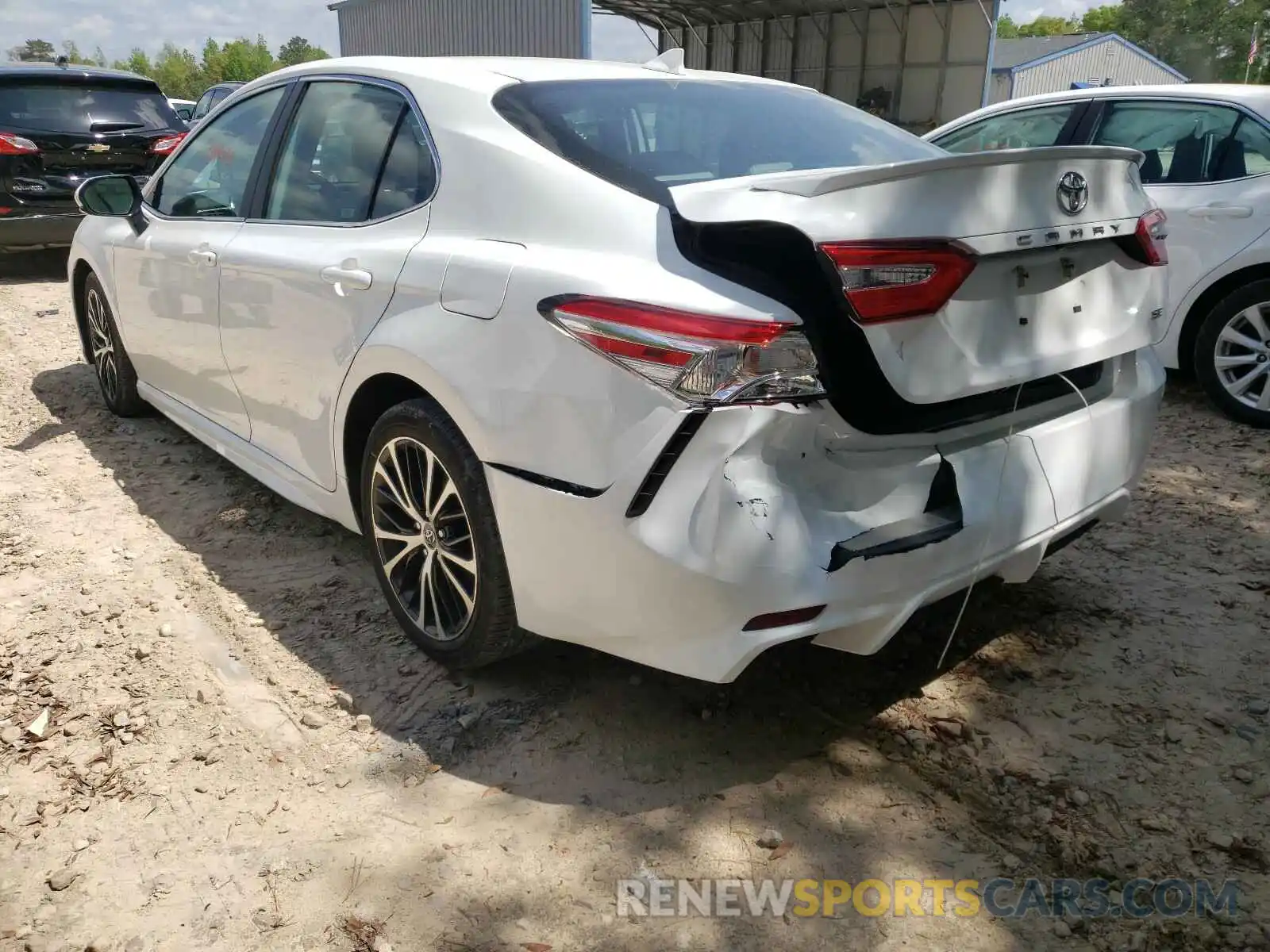 3 Photograph of a damaged car 4T1G11AK8LU889169 TOYOTA CAMRY 2020