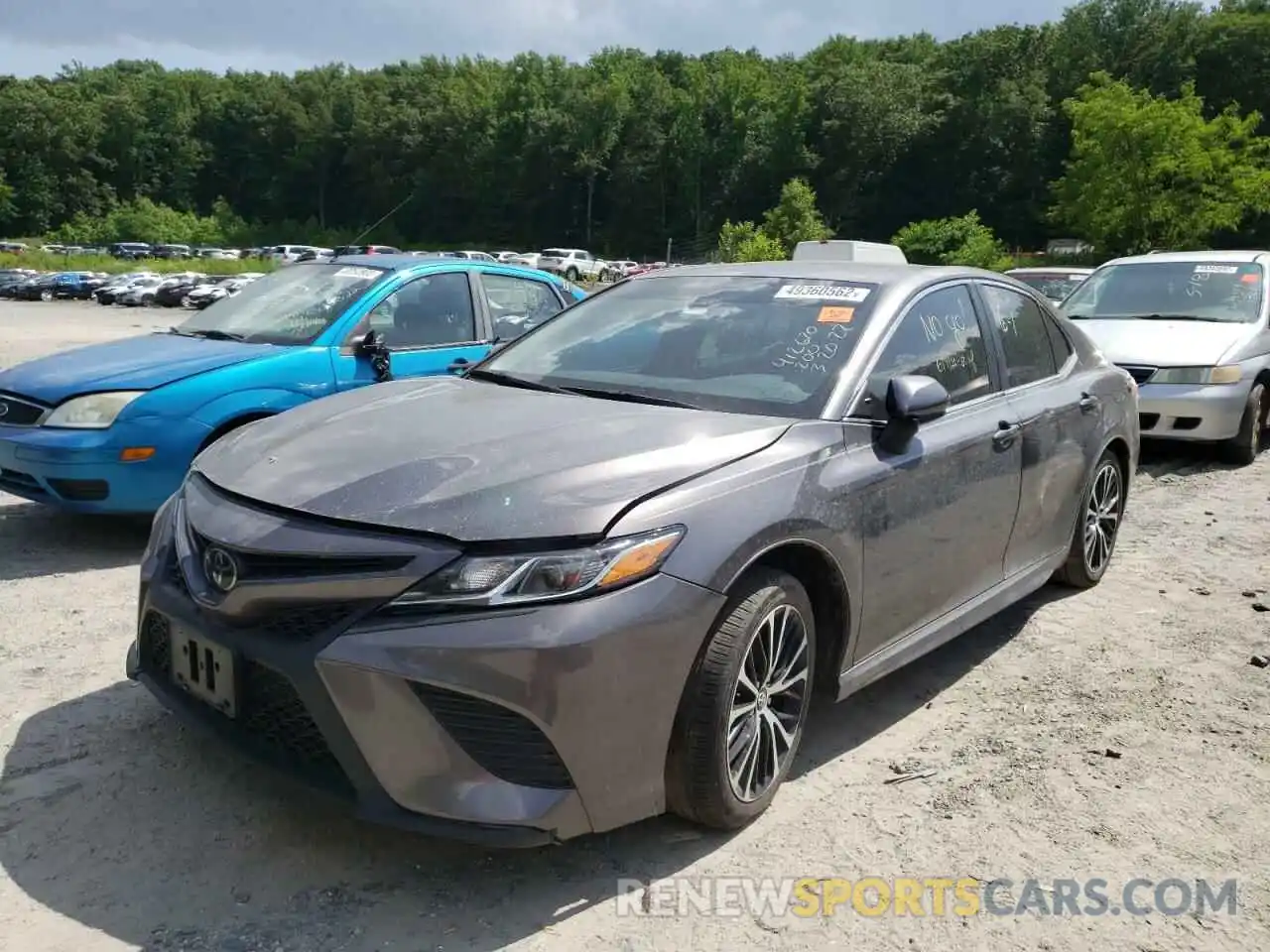 2 Photograph of a damaged car 4T1G11AK8LU891732 TOYOTA CAMRY 2020