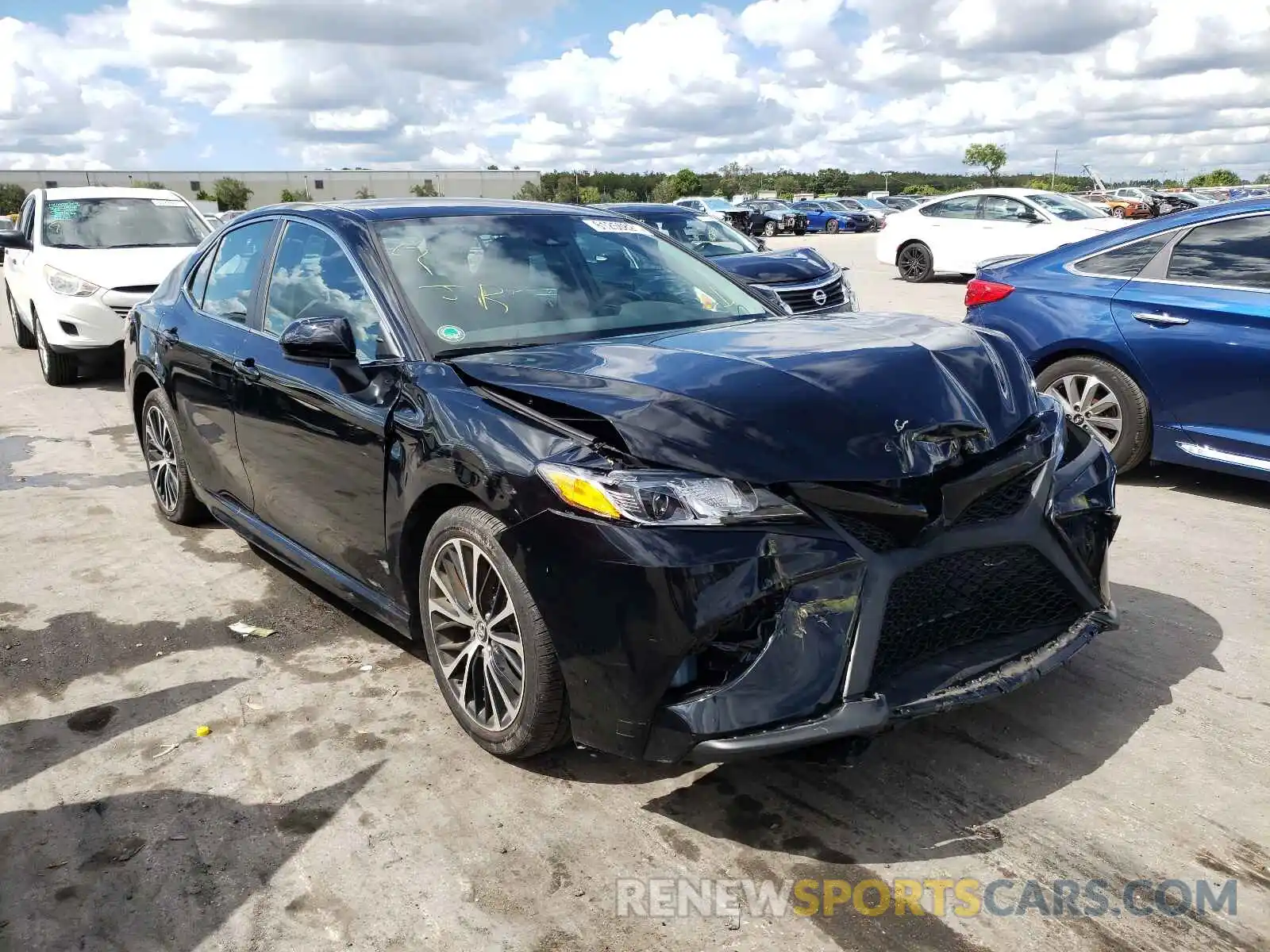 1 Photograph of a damaged car 4T1G11AK8LU892704 TOYOTA CAMRY 2020