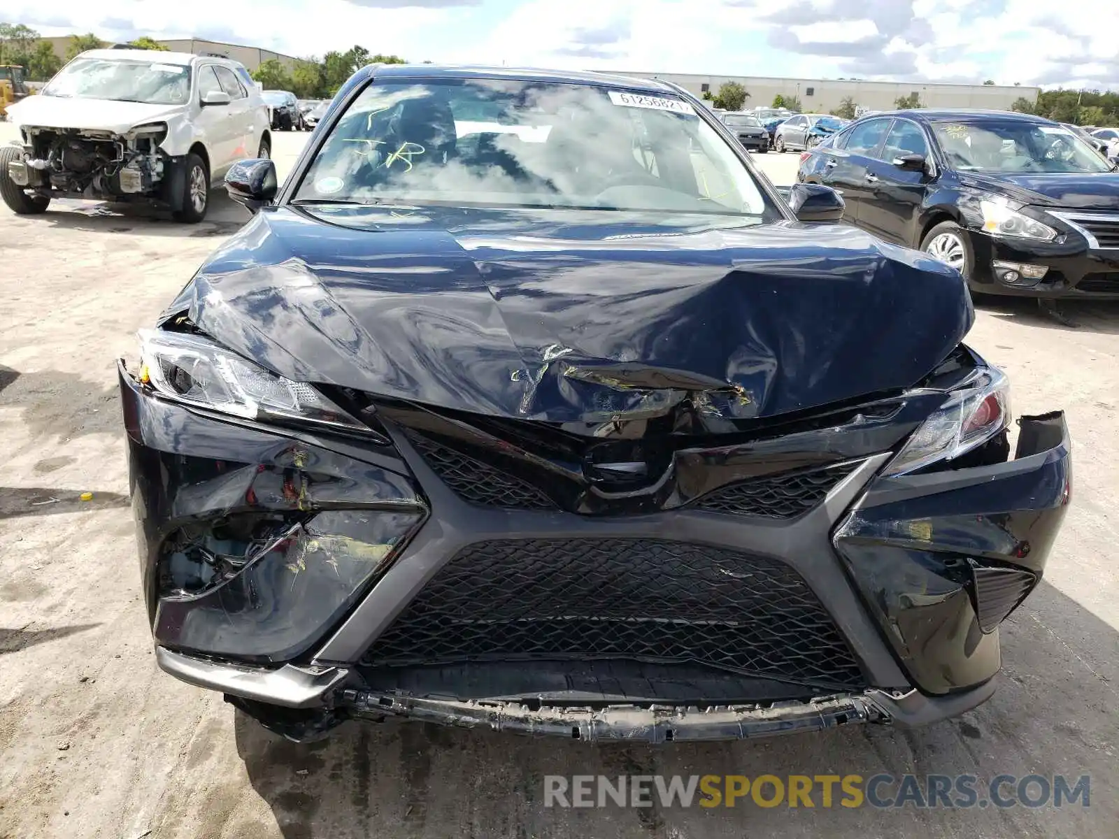 9 Photograph of a damaged car 4T1G11AK8LU892704 TOYOTA CAMRY 2020