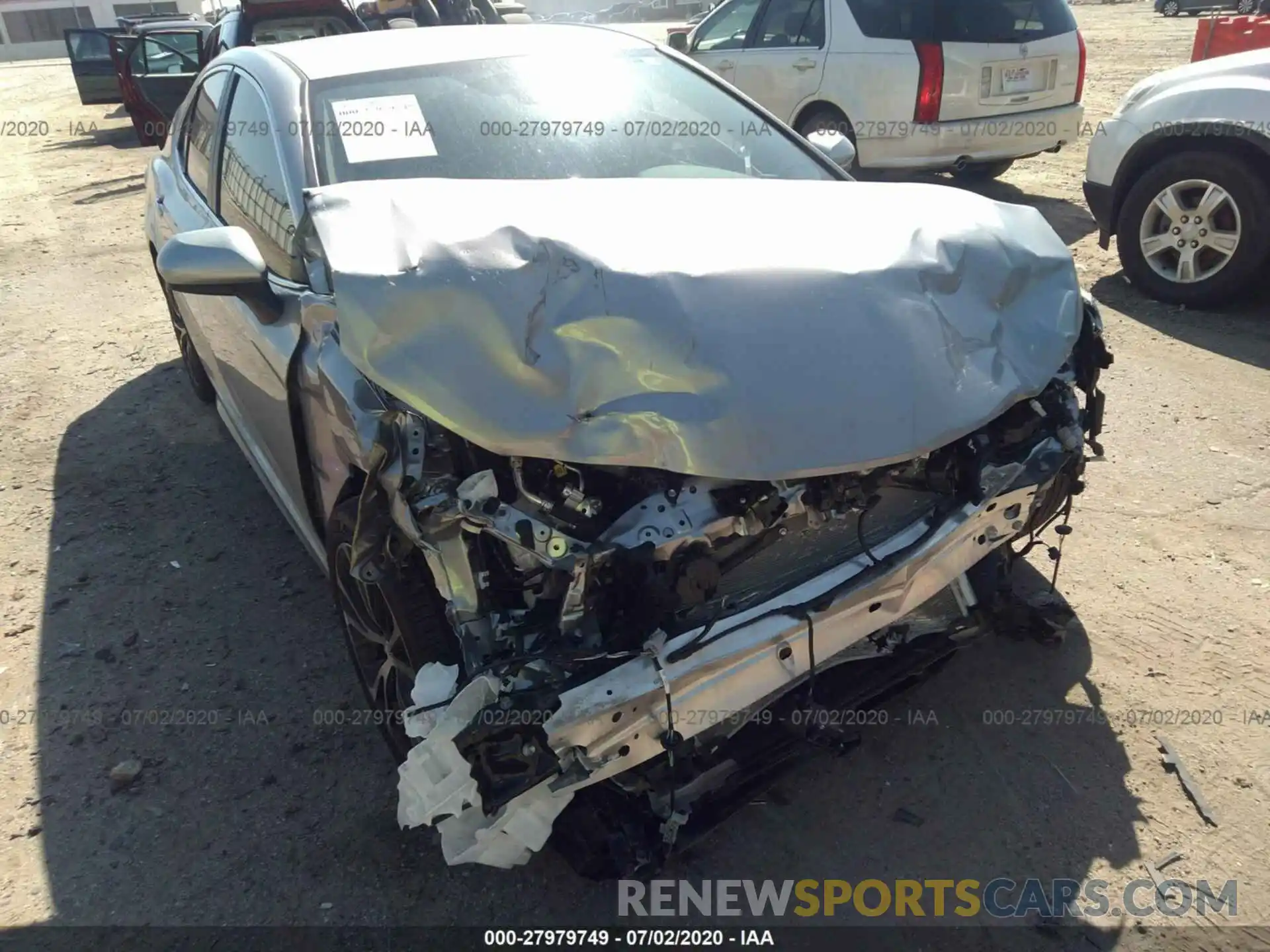 6 Photograph of a damaged car 4T1G11AK8LU898311 TOYOTA CAMRY 2020