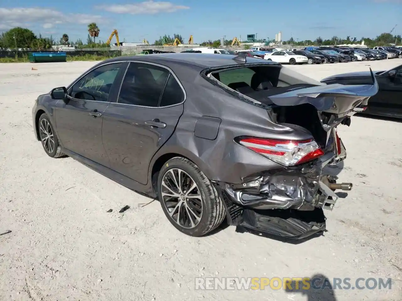 3 Photograph of a damaged car 4T1G11AK8LU899961 TOYOTA CAMRY 2020